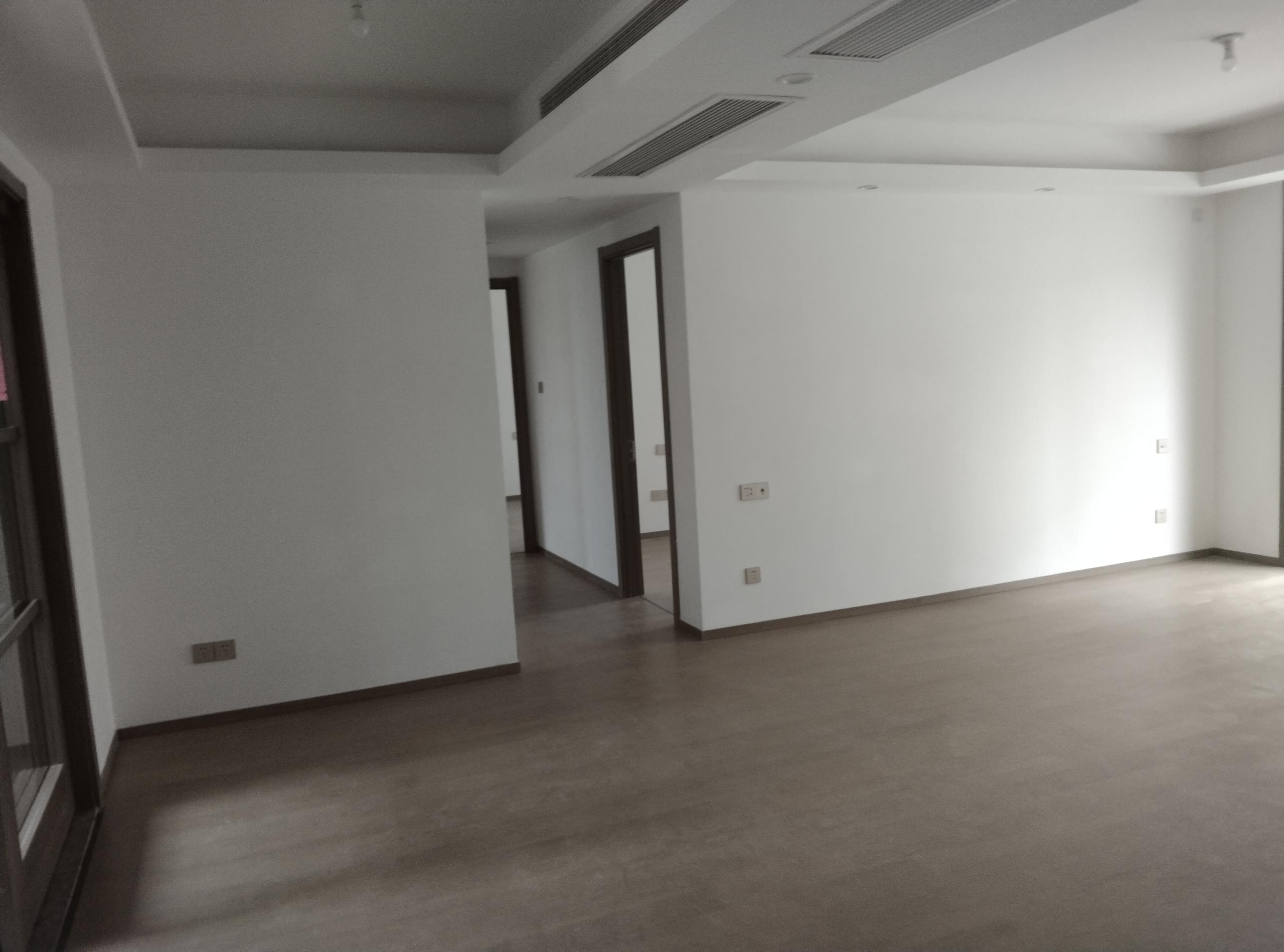 卓越府 3室2厅2卫 127m²