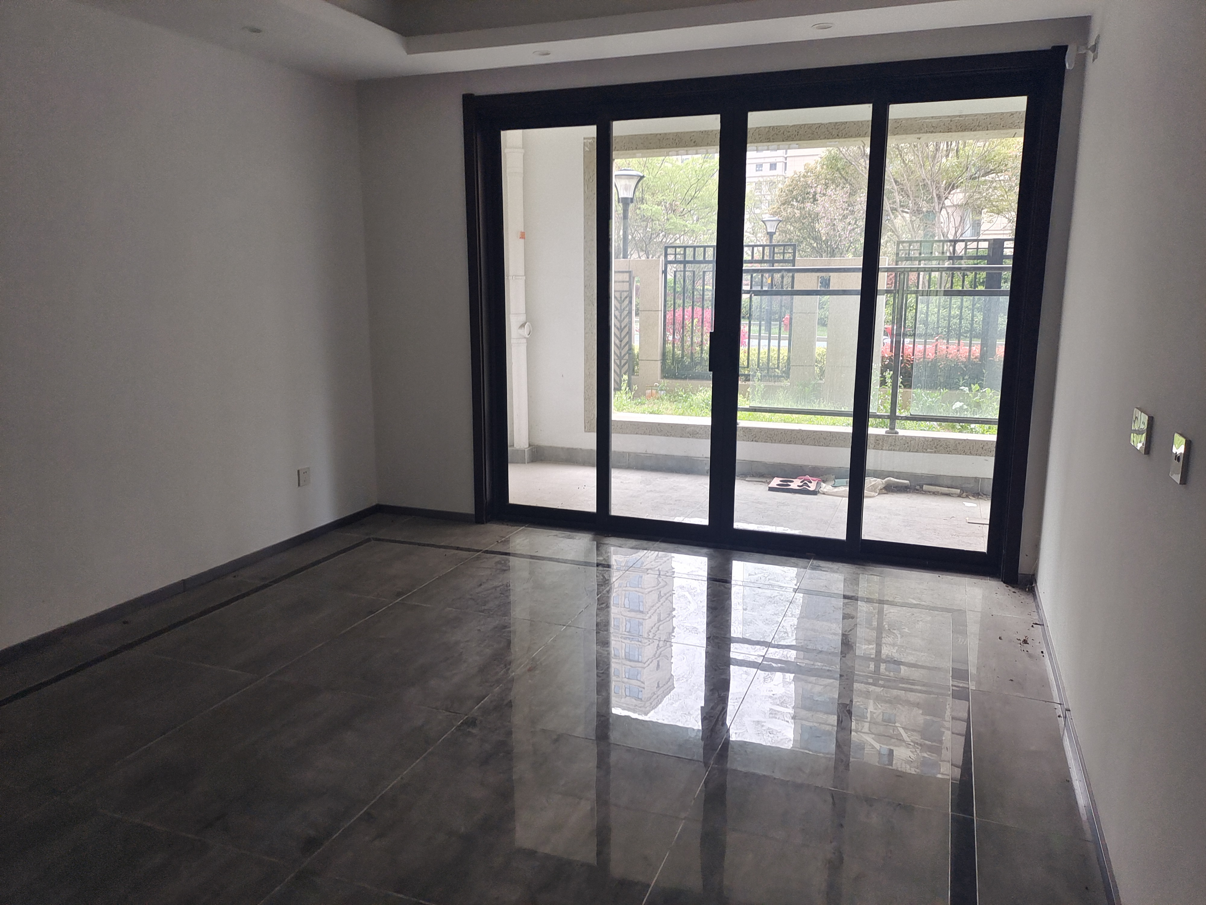 远创樾府 3室2厅2卫 273.22m&sup2;