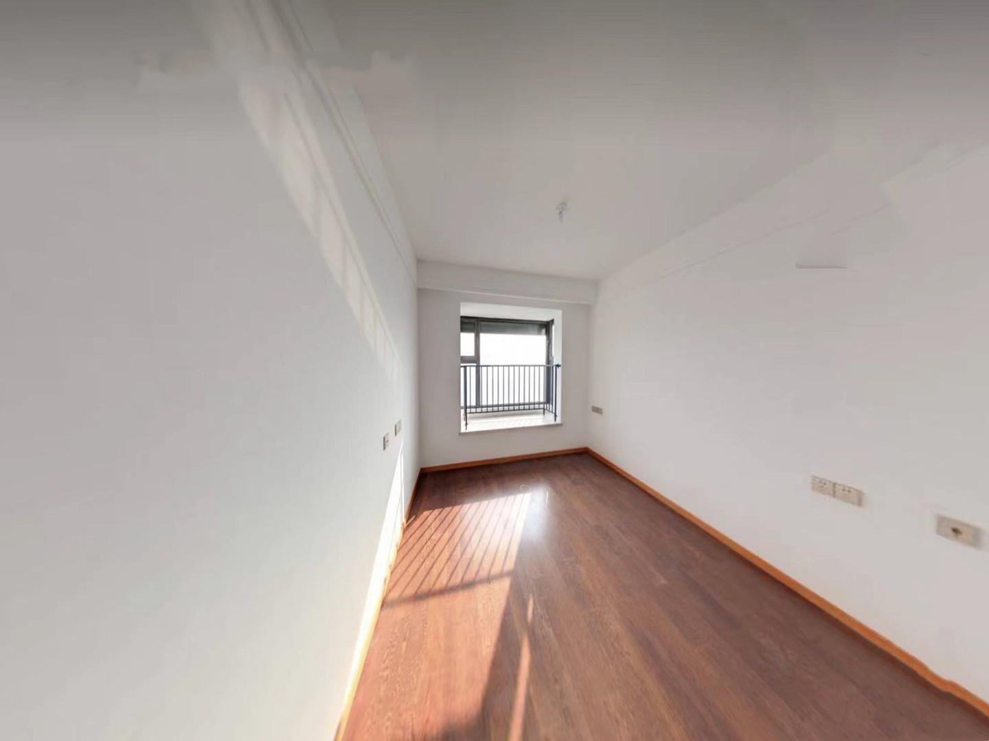 中南熙悦(南通经济技术开发区) 4室2厅2卫 136.23m&sup2;