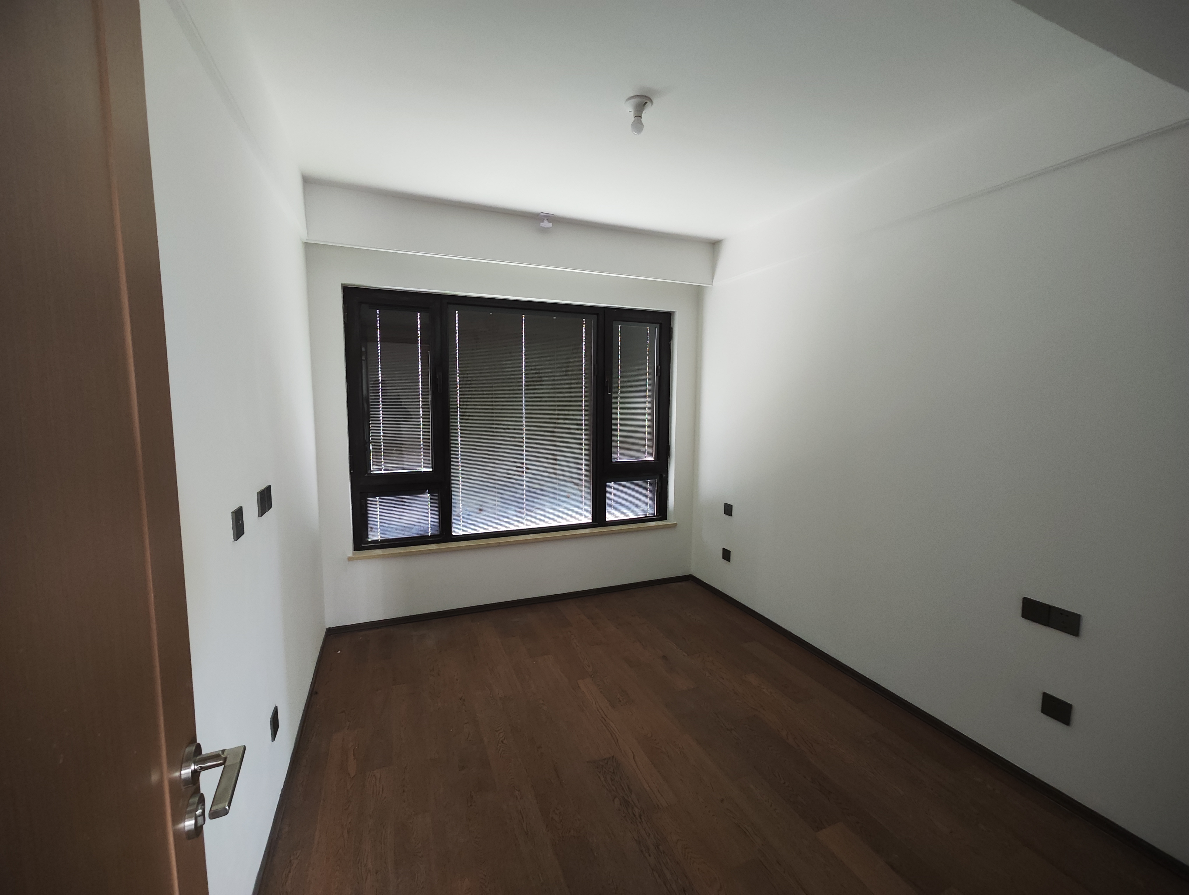 春风南岸西园 5室2厅2卫 142.00m&sup2;