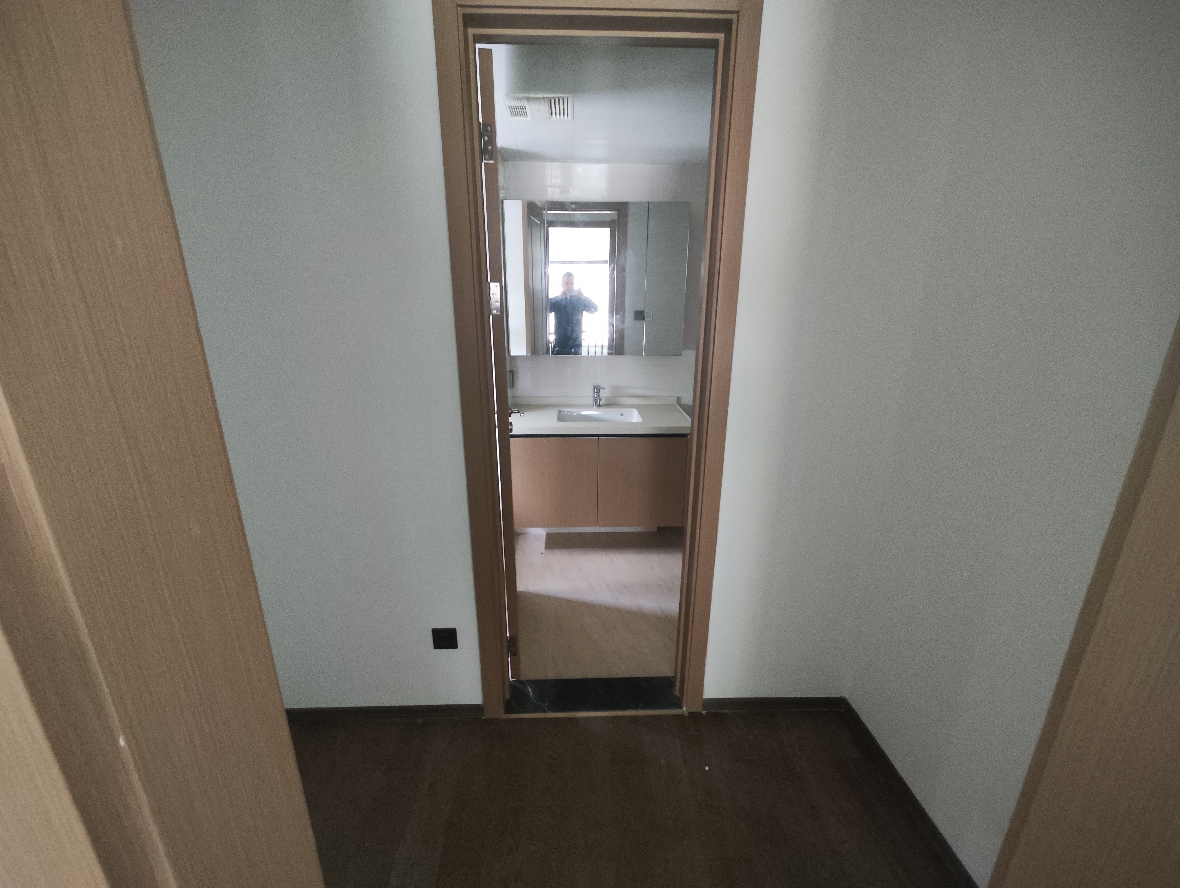 春风南岸西园 5室2厅2卫 142.00m&sup2;