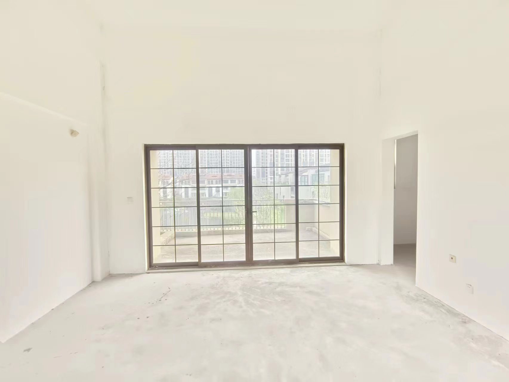万科有湖（翡翠心湖） 6室3厅5卫 417.00m&sup2;