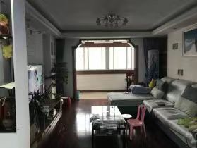 学田东苑 3室2厅2卫 142m²