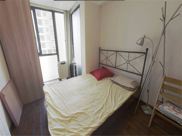 七星花园 3室2厅2卫 144m&sup2;