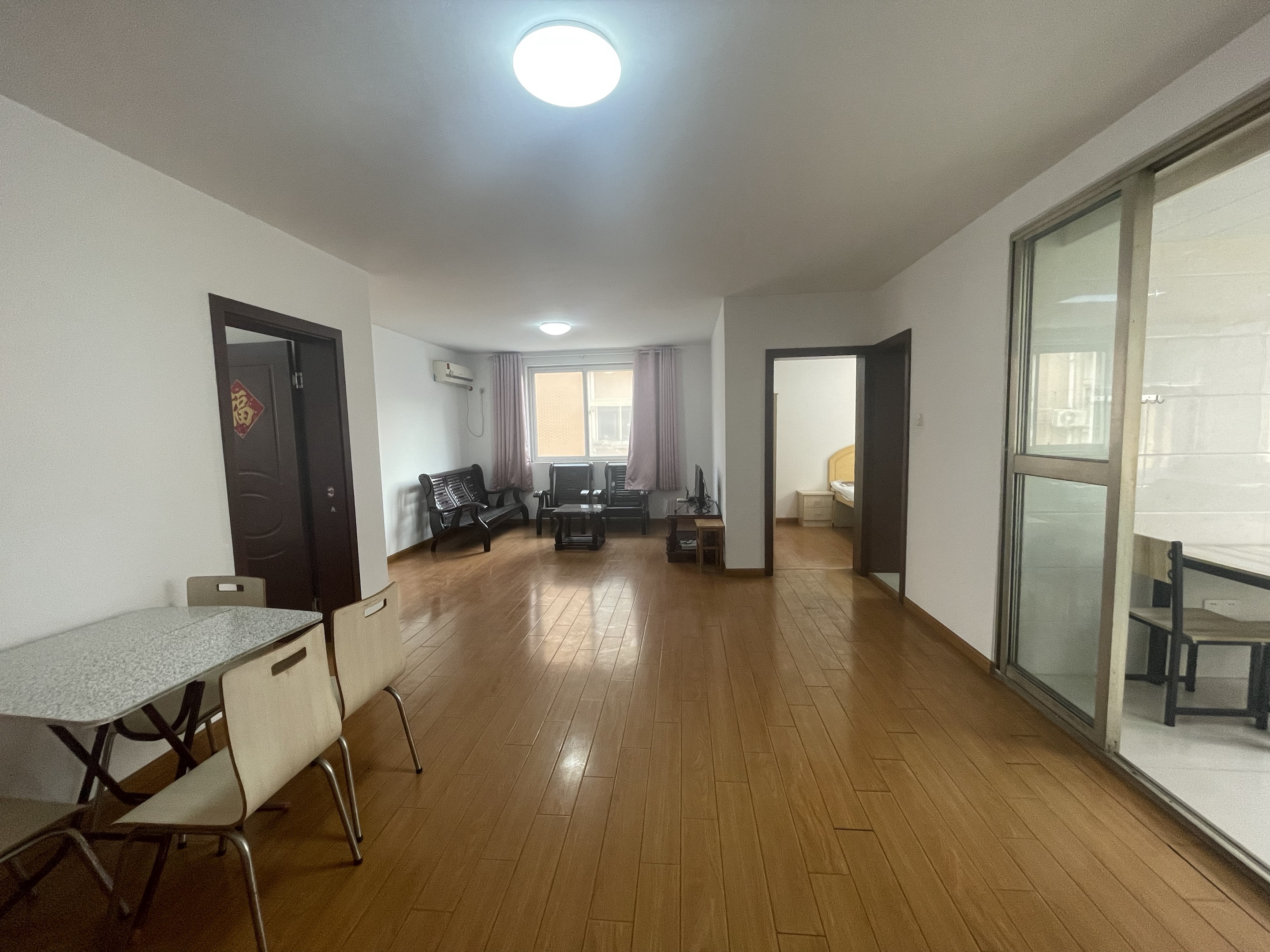 天馨花苑 3室1厅1卫 101m&sup2;