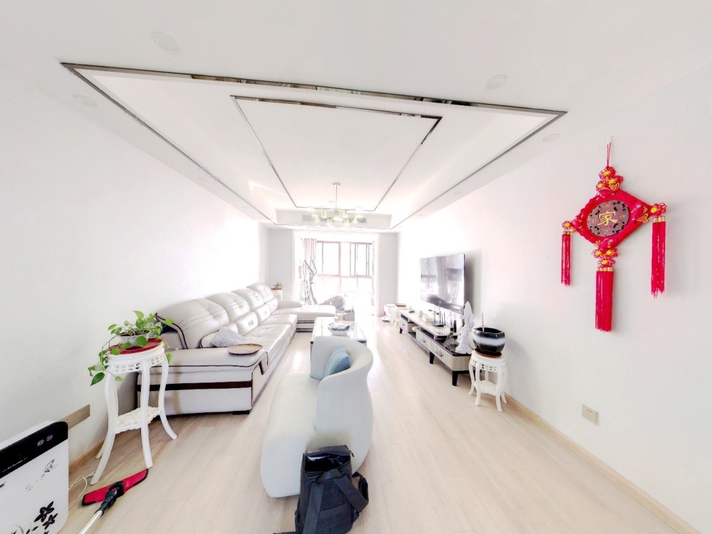 山景水岸 3室2厅2卫 144m&sup2;
