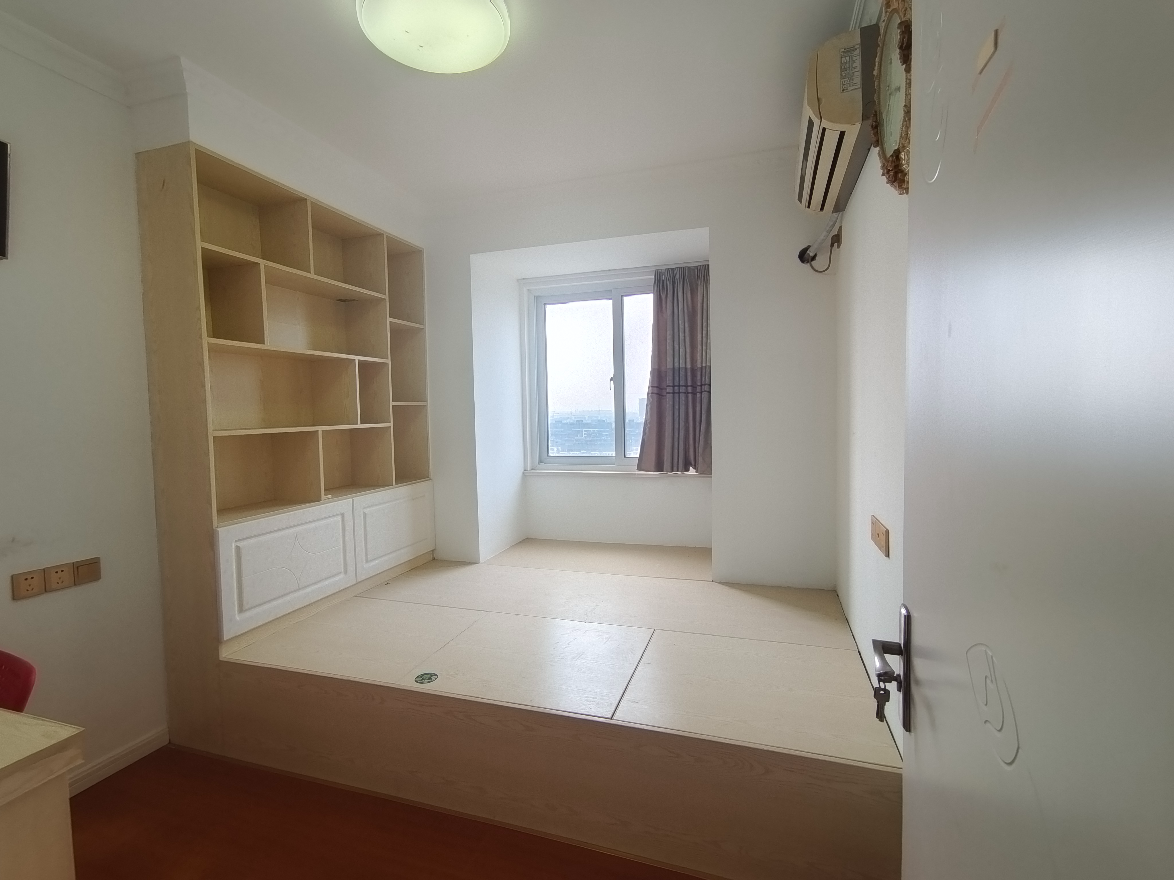 中海碧林湾 3室2厅2卫 108m&sup2;