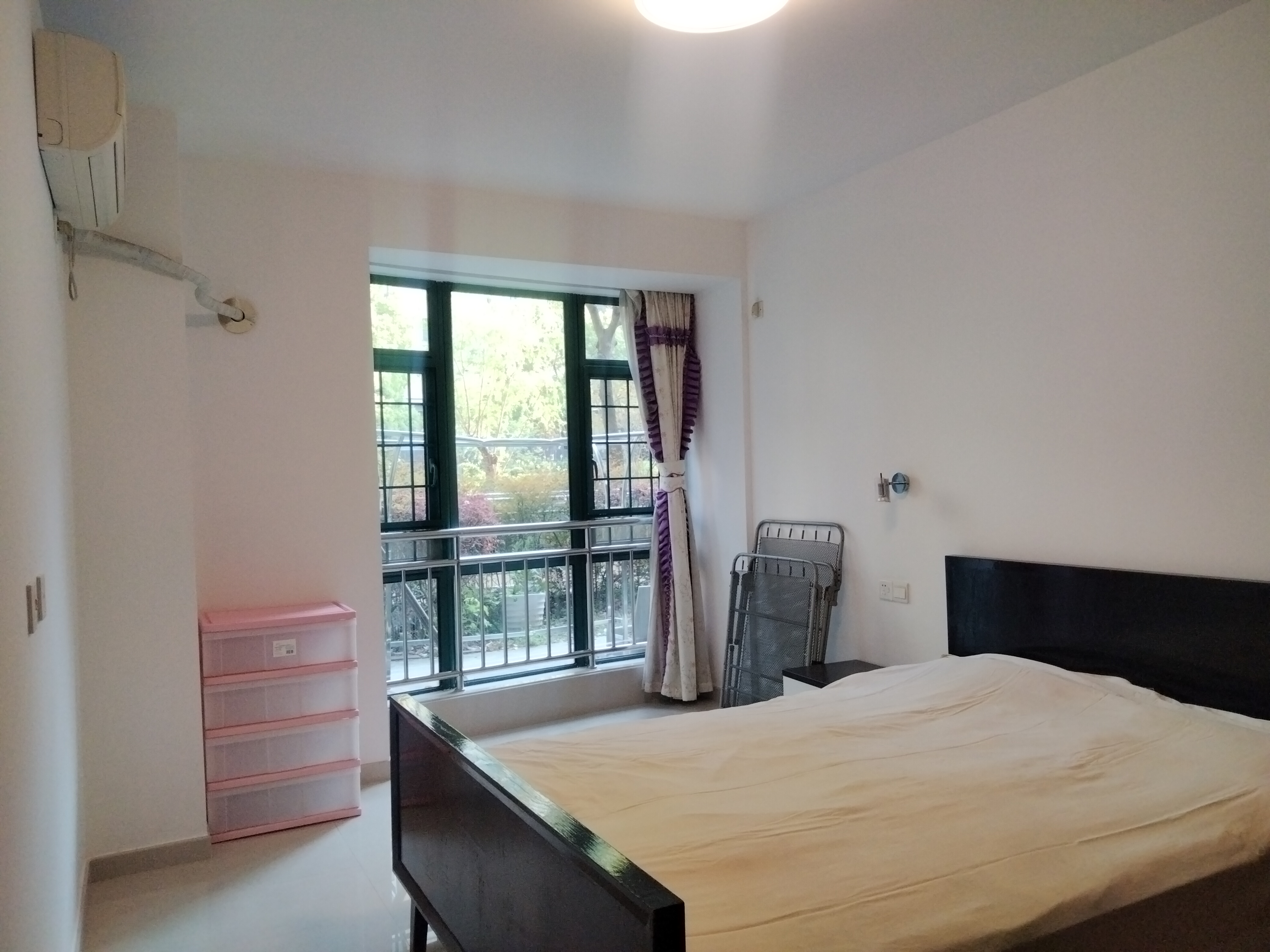凤凰莱茵苑 4室2厅2卫 161m&sup2;