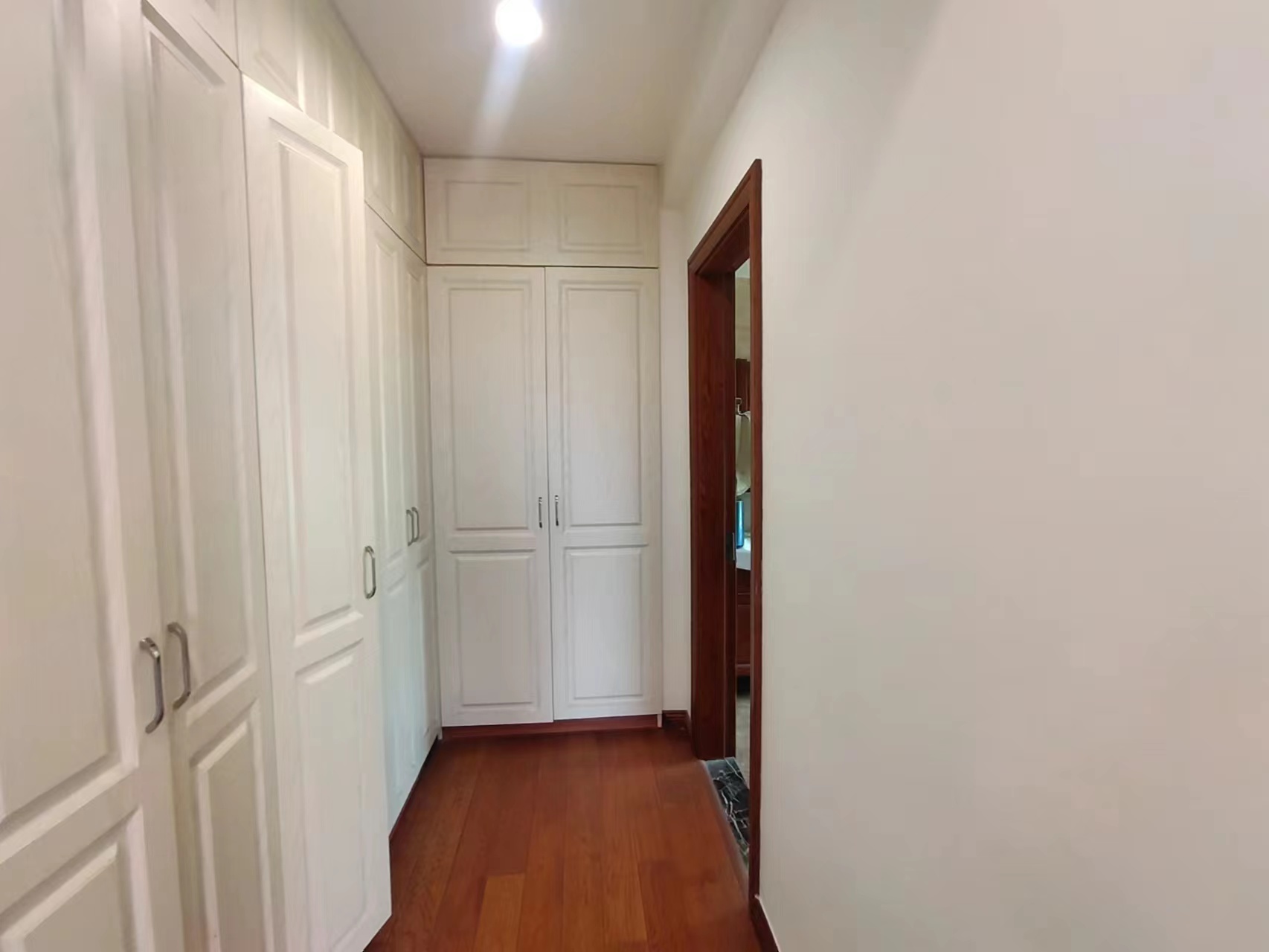 德诚翠湖湾 5室2厅3卫 204.95m&sup2;