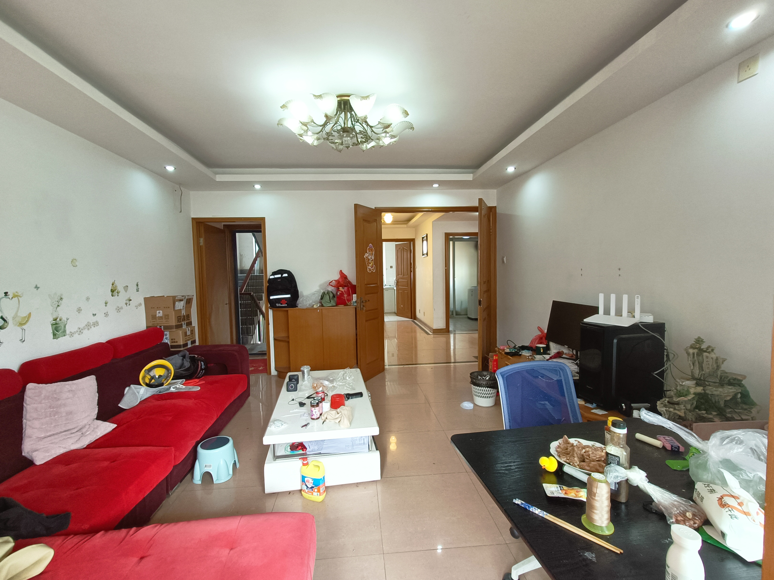 海港新村 3室2厅1卫 101m&sup2;