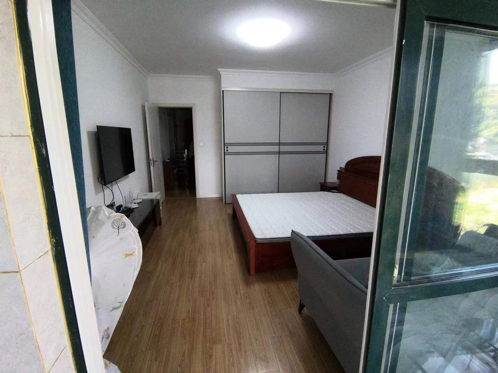四季绿苑 2室2厅1卫 64m&sup2;