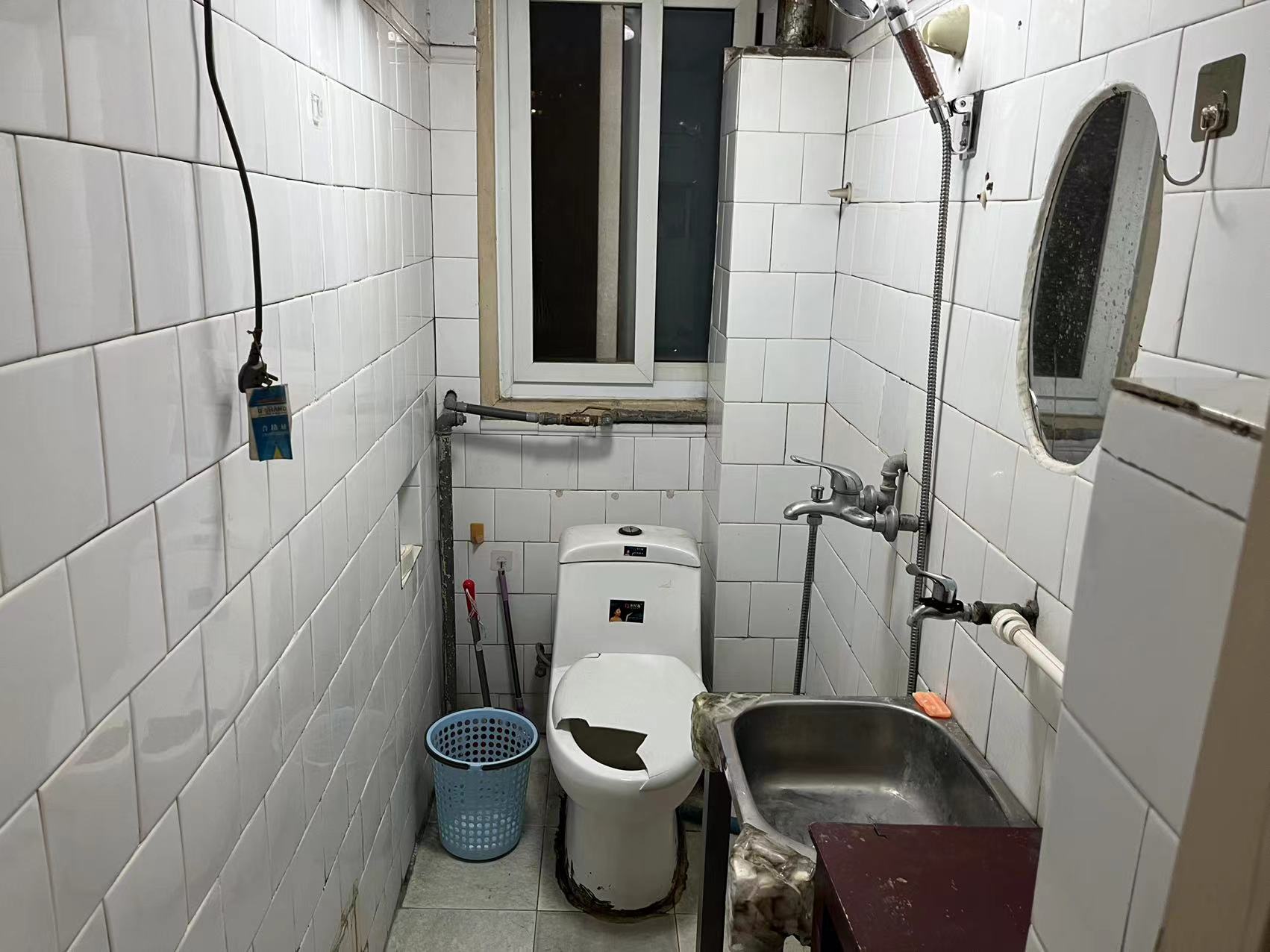 青年中路9号 2室1厅1卫 65.58m&sup2;