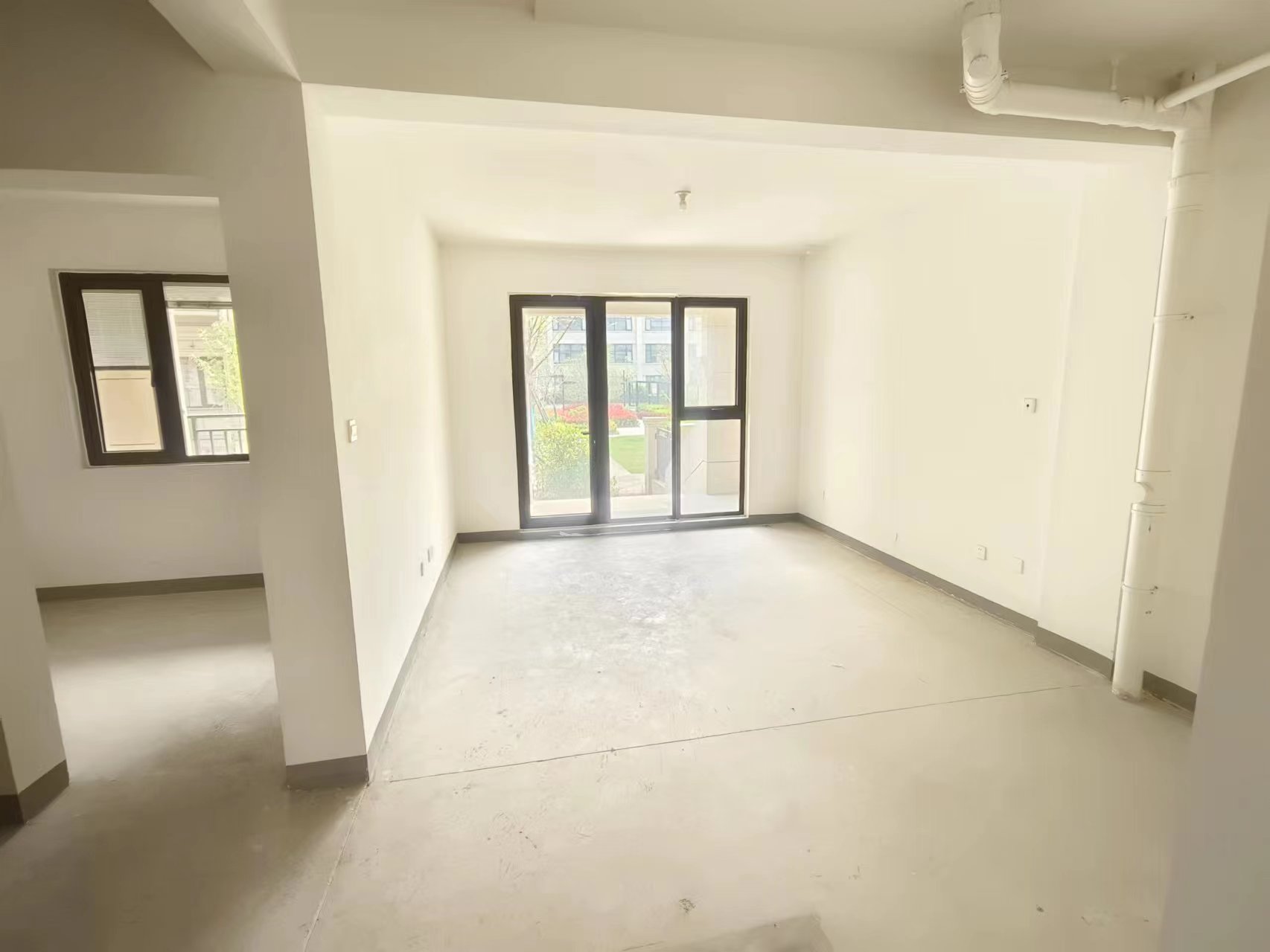 中南熙悦(南通经济技术开发区) 4室2厅3卫 131m²