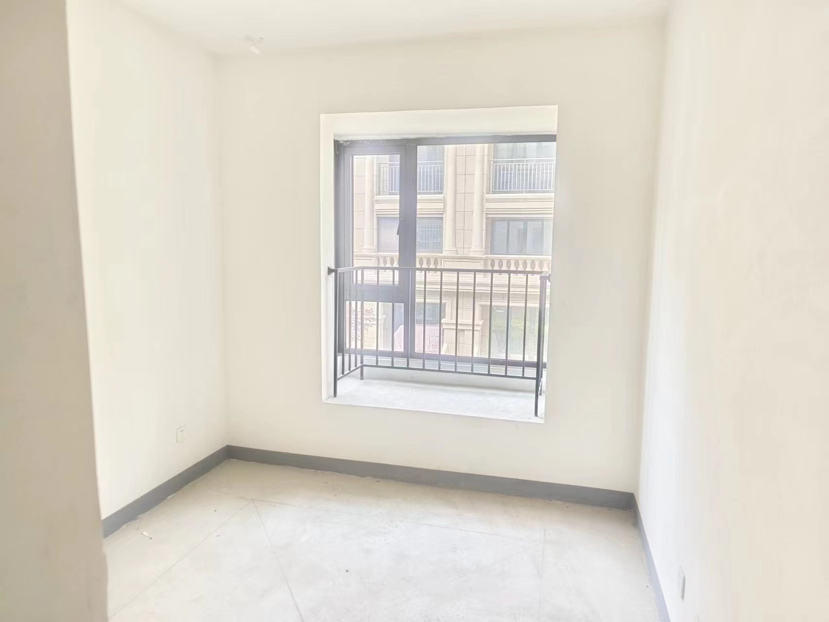中南熙悦(南通经济技术开发区) 4室2厅3卫 131m&sup2;