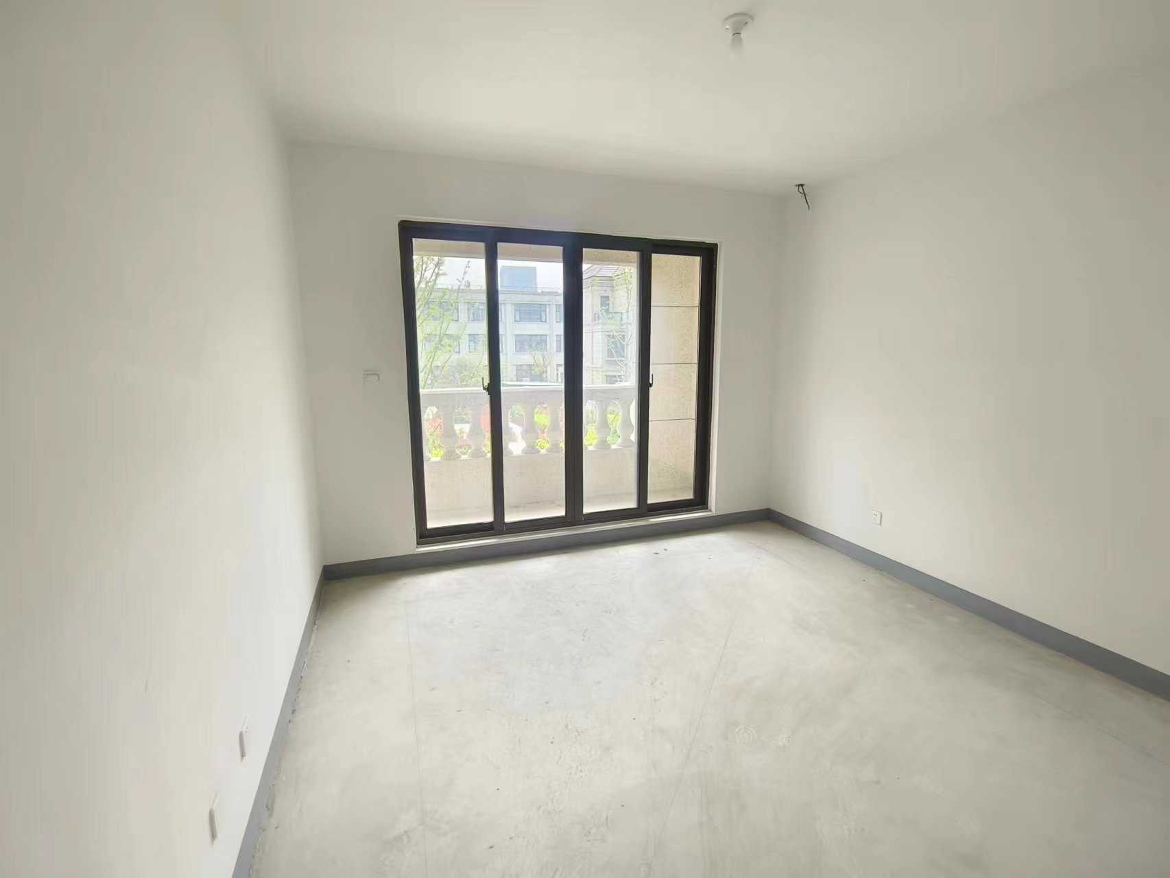 中南熙悦(南通经济技术开发区) 4室2厅3卫 131m&sup2;