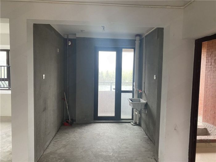 盛和九里香堤一期 3室2厅2卫 124m&sup2;