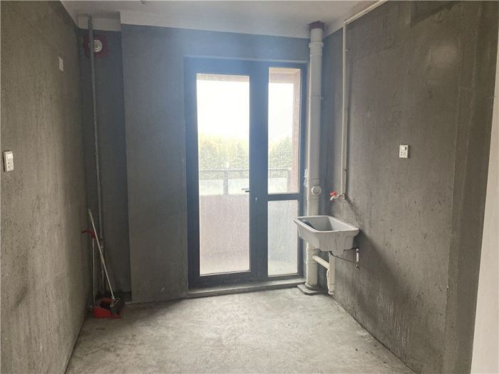 盛和九里香堤一期 3室2厅2卫 124m&sup2;