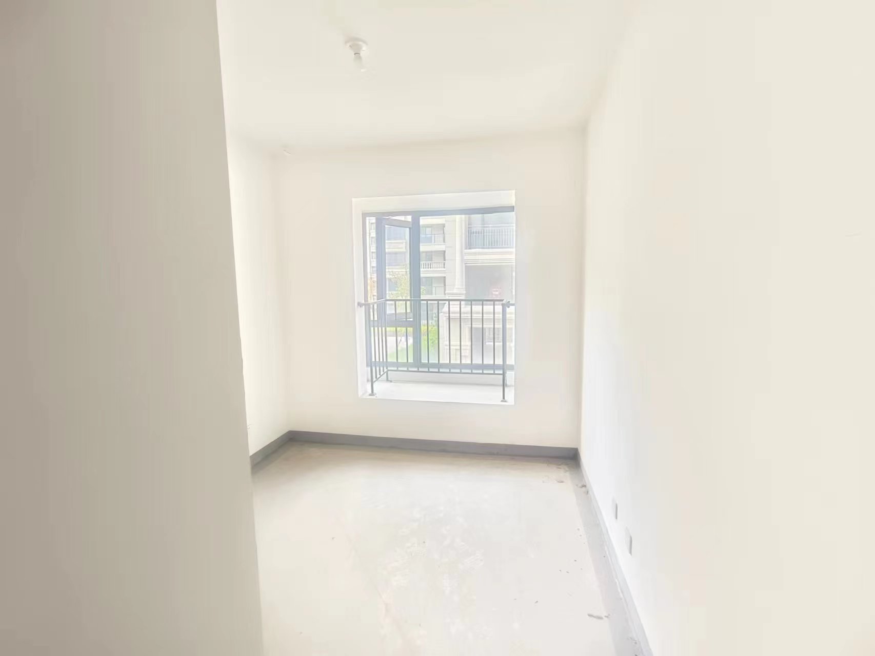 中南熙悦(南通经济技术开发区) 4室2厅2卫 163.00m&sup2;