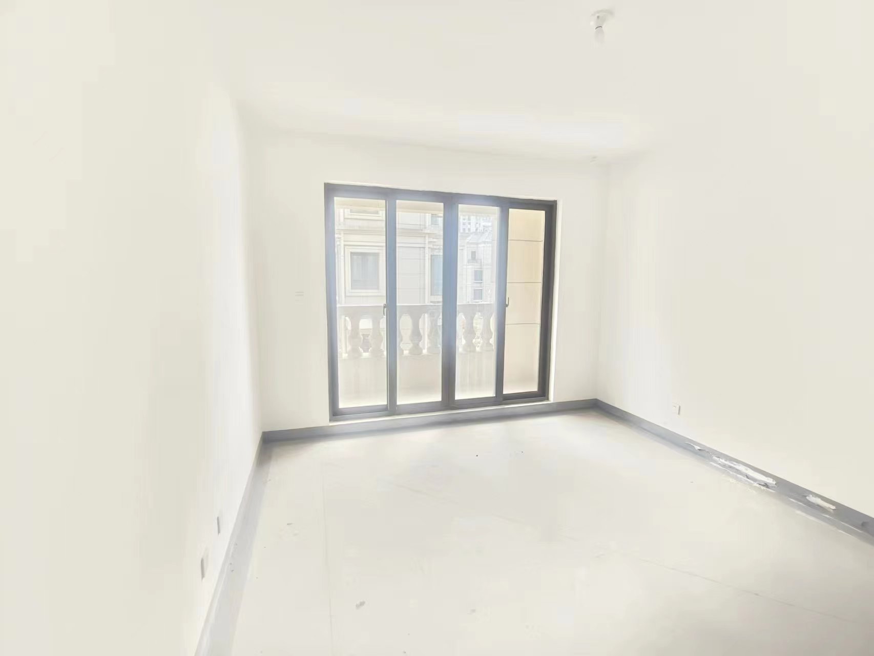 中南熙悦(南通经济技术开发区) 4室2厅2卫 163.00m&sup2;