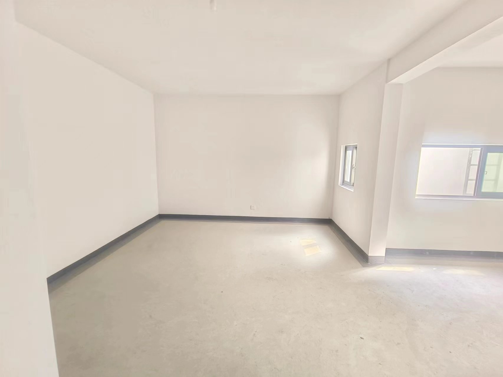 中南熙悦(南通经济技术开发区) 5室2厅3卫 240m²