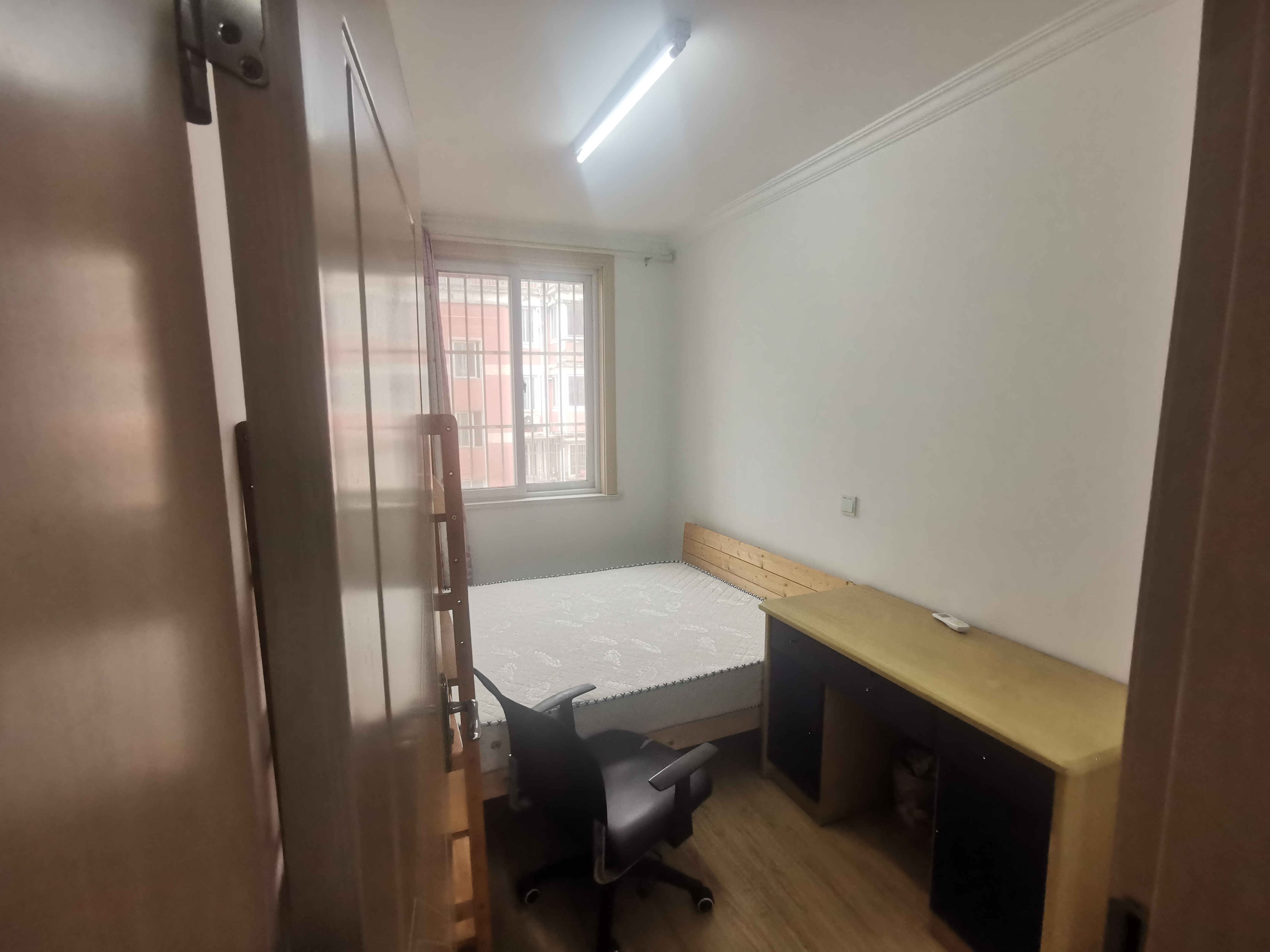 宝隆花园 2室1厅1卫 55m&sup2;