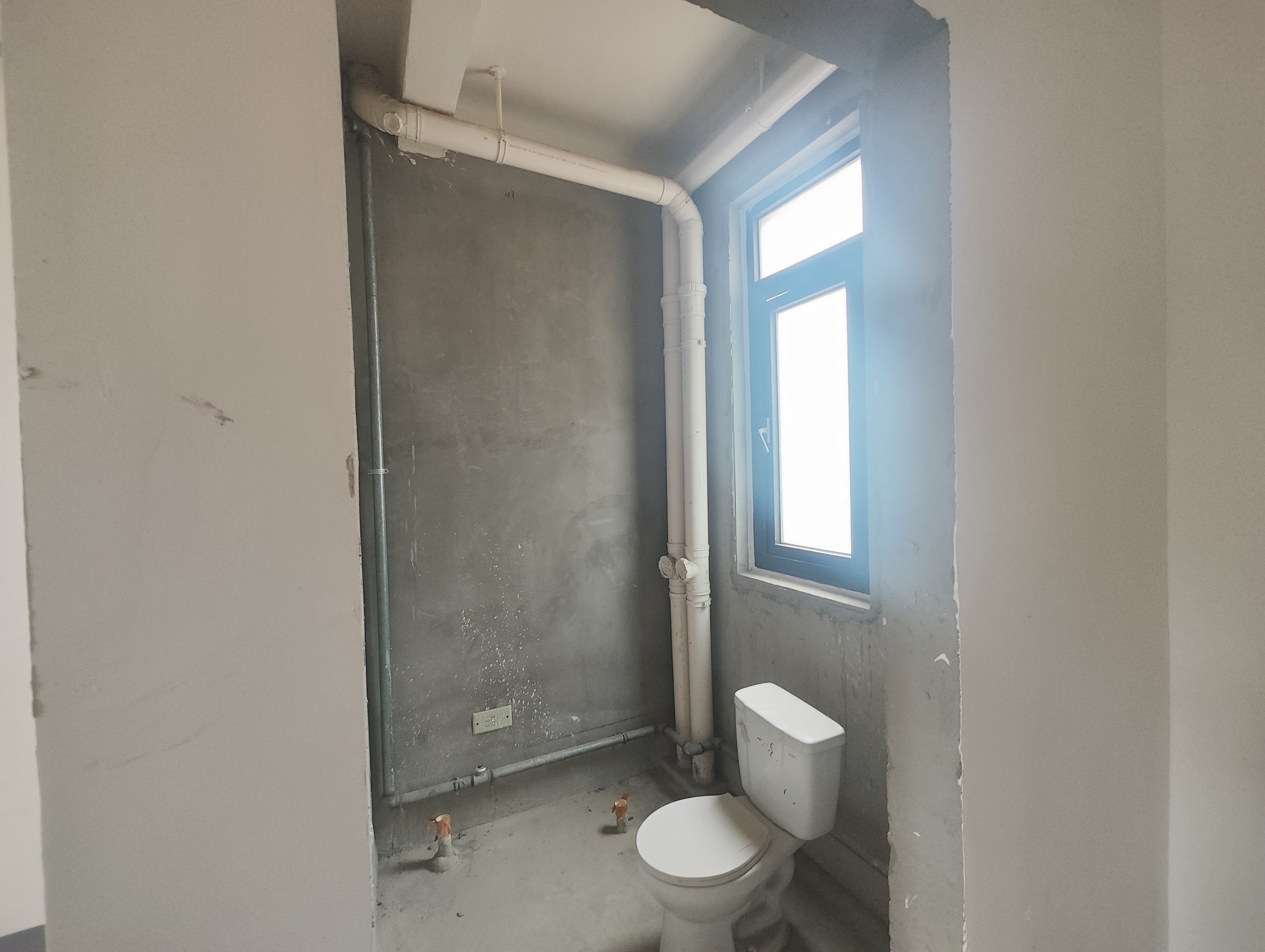 绿地新里城 4室2厅3卫 101m&sup2;
