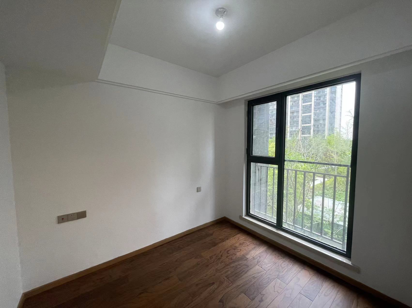 中南漫悦湾 4室2厅2卫 123m&sup2;