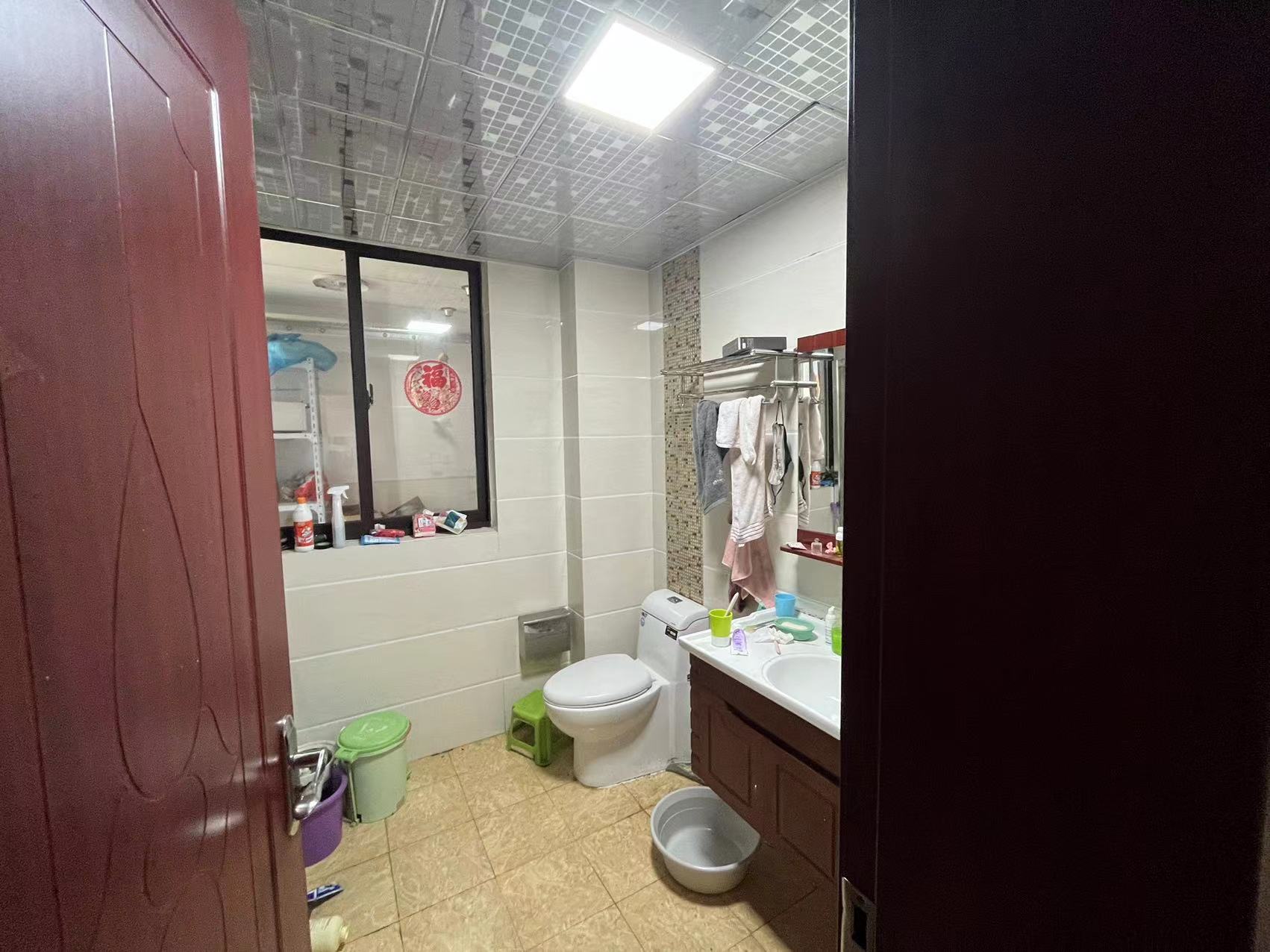 万和华府 2室2厅1卫 104m&sup2;