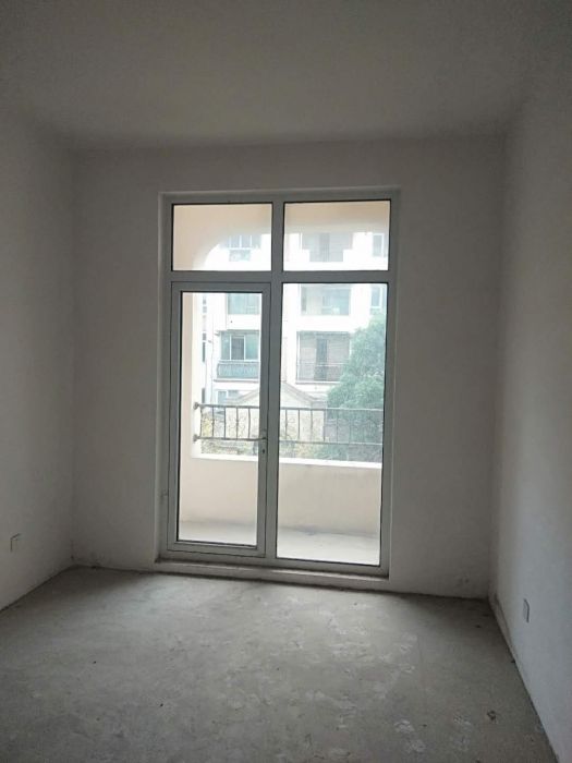军山花园 5室2厅3卫 252.65m&sup2;