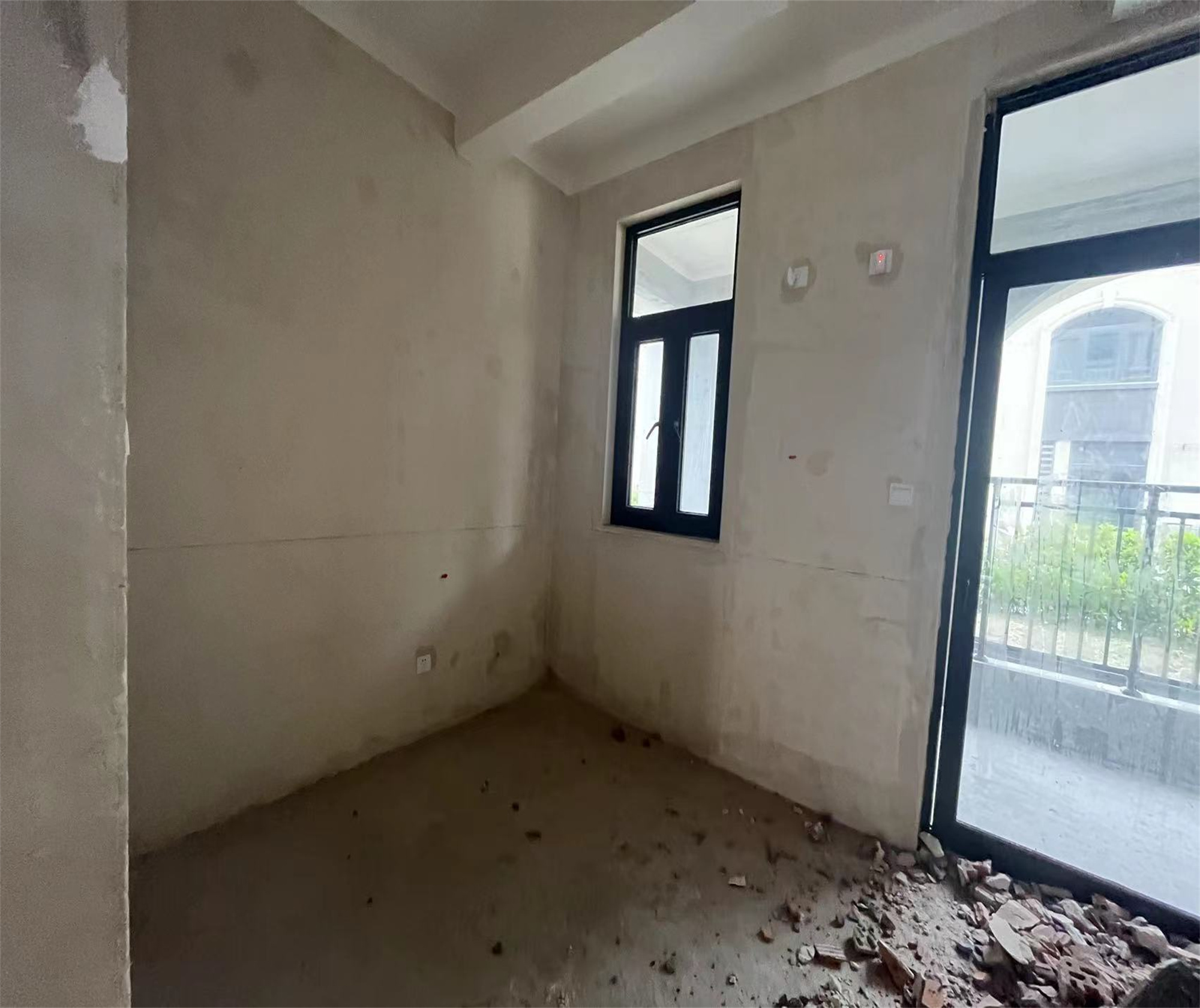 万科有湖（翡翠心湖） 4室2厅2卫 127.00m&sup2;