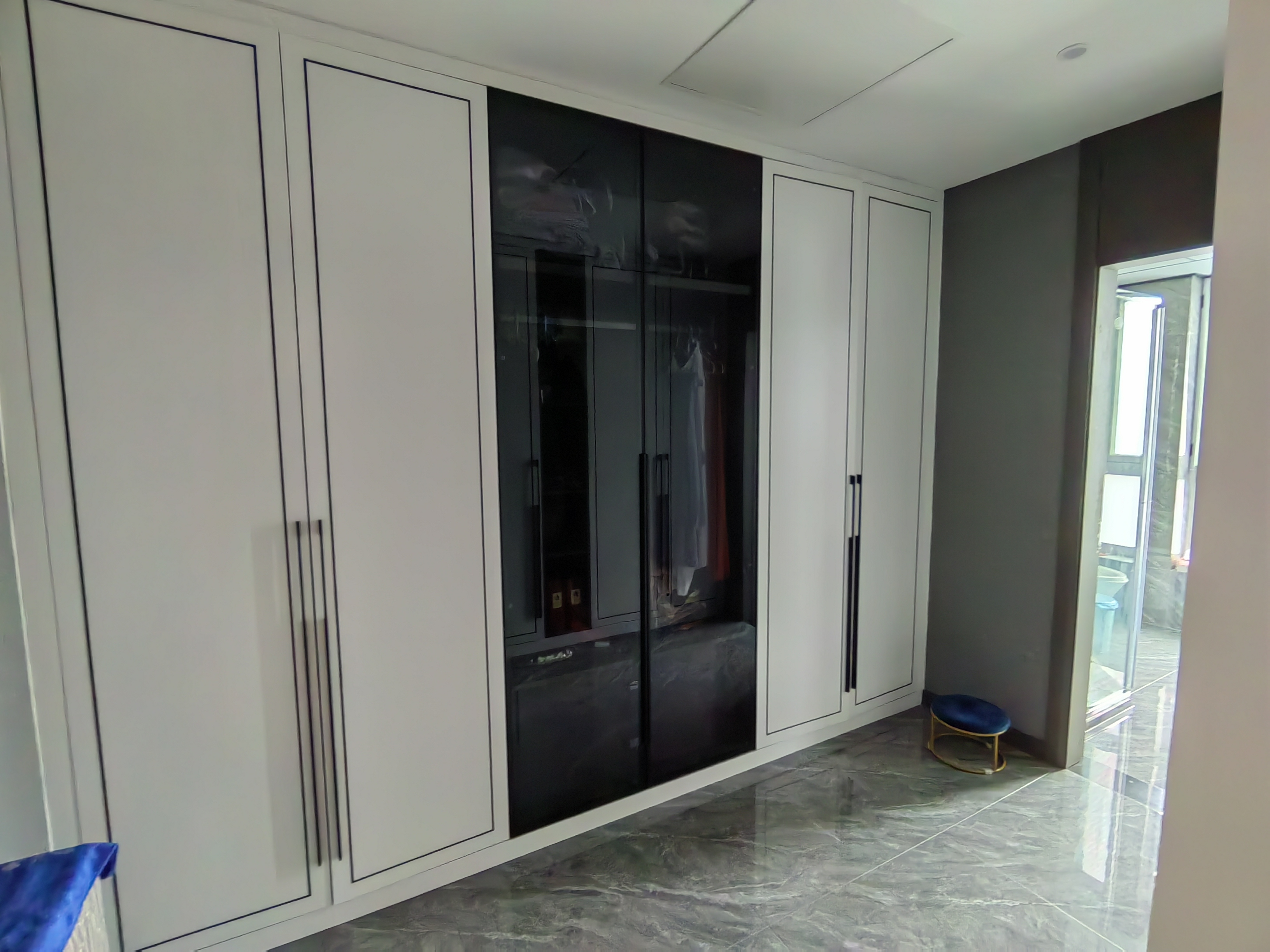 顺发御园 3室3厅3卫 261.00m&sup2;