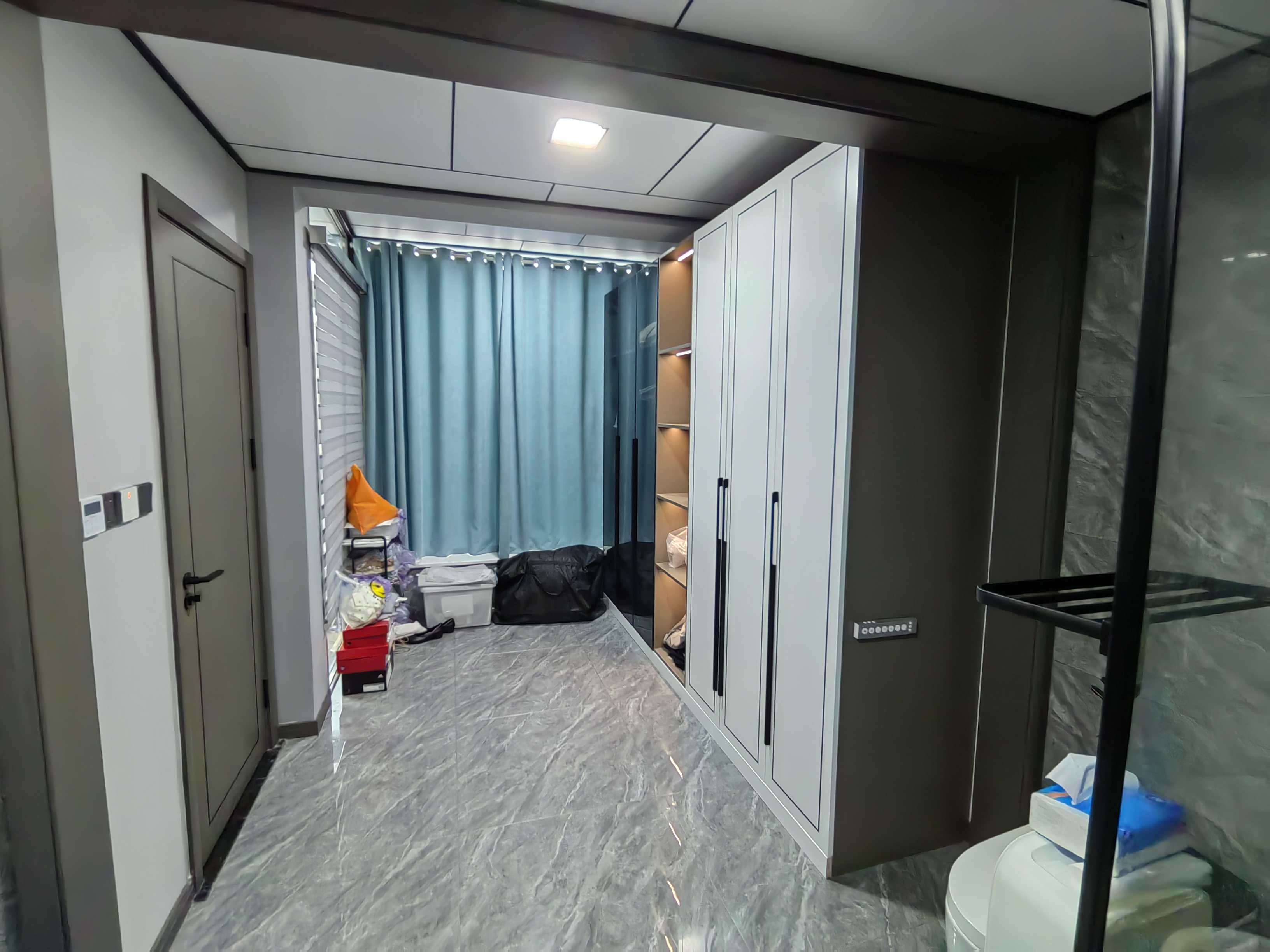 顺发御园 3室3厅3卫 261.00m&sup2;