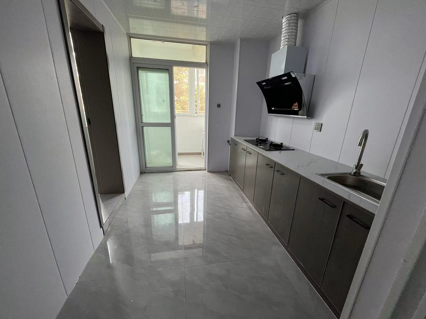 新港花苑 1室1厅1卫 50m²