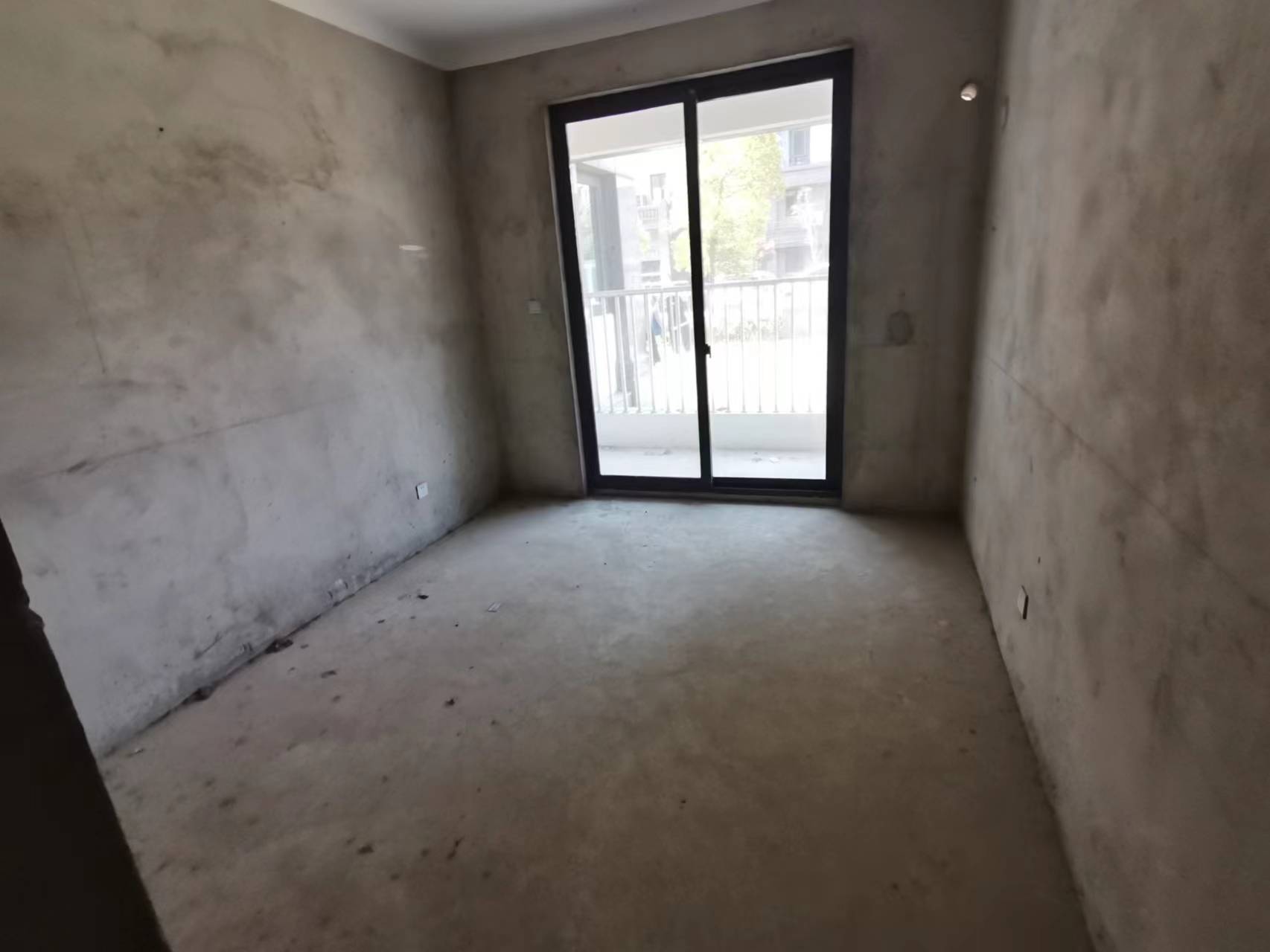 星源名苑 3室2厅2卫 130.00m&sup2;