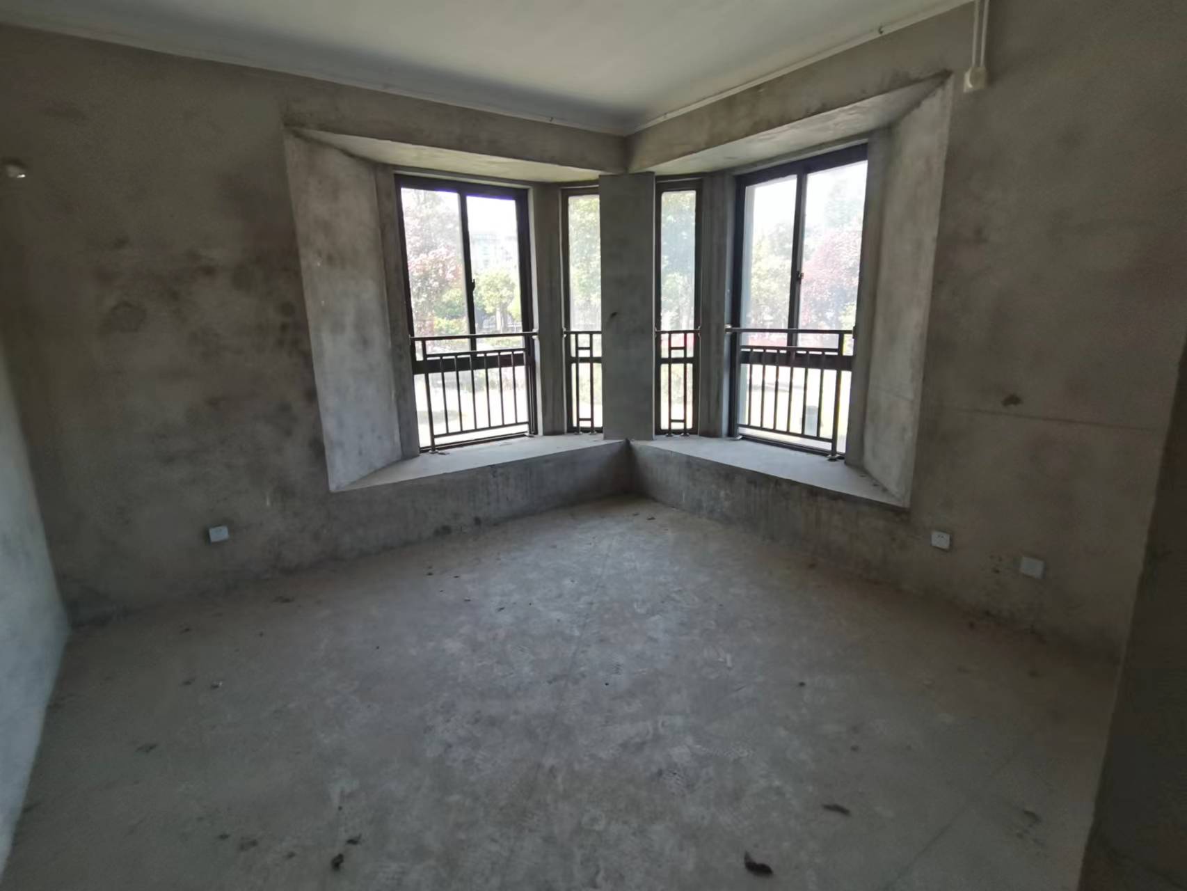 星源名苑 3室2厅2卫 130.00m&sup2;