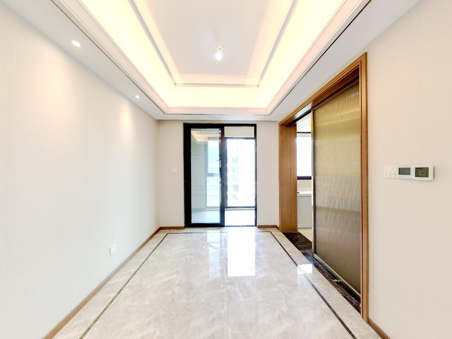 绿城沁园 3室2厅2卫 133m&sup2;