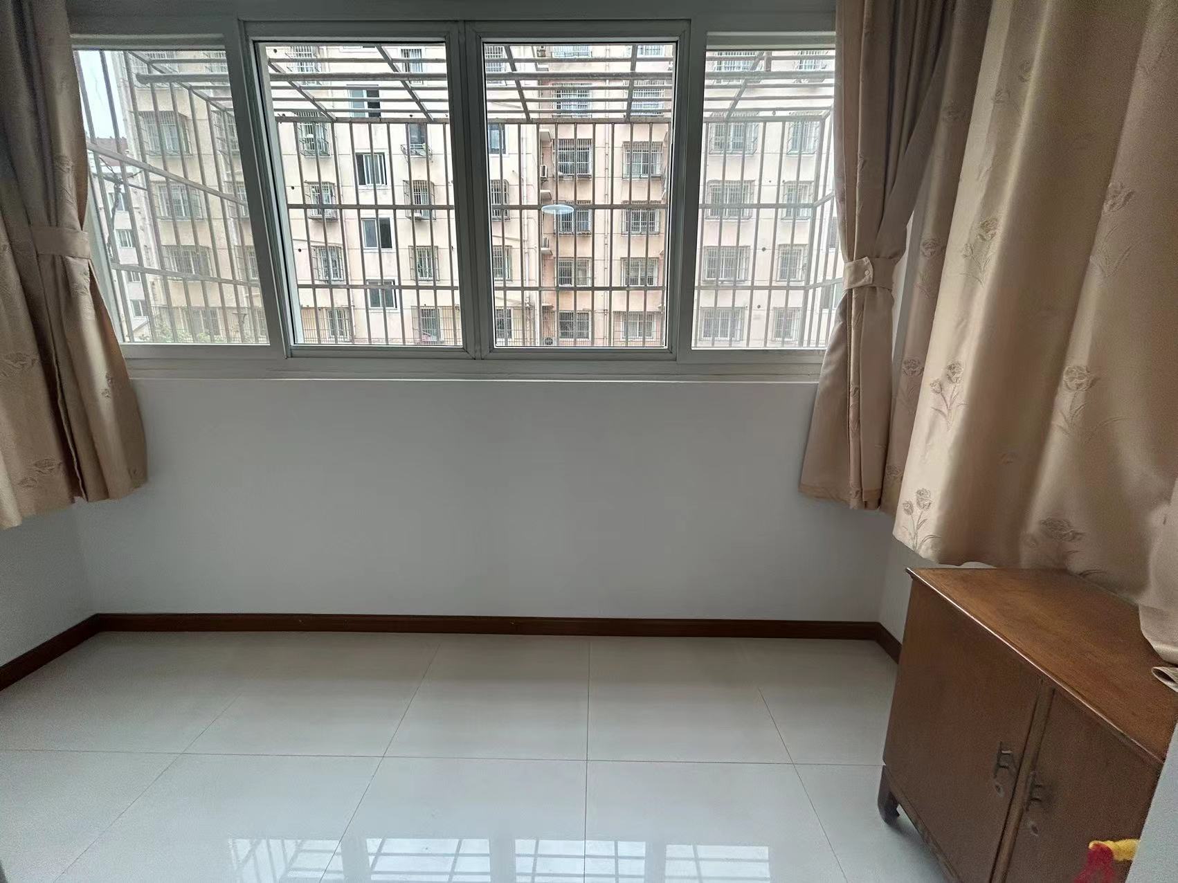 城港花苑东区 1室1厅1卫 47.6m&sup2;