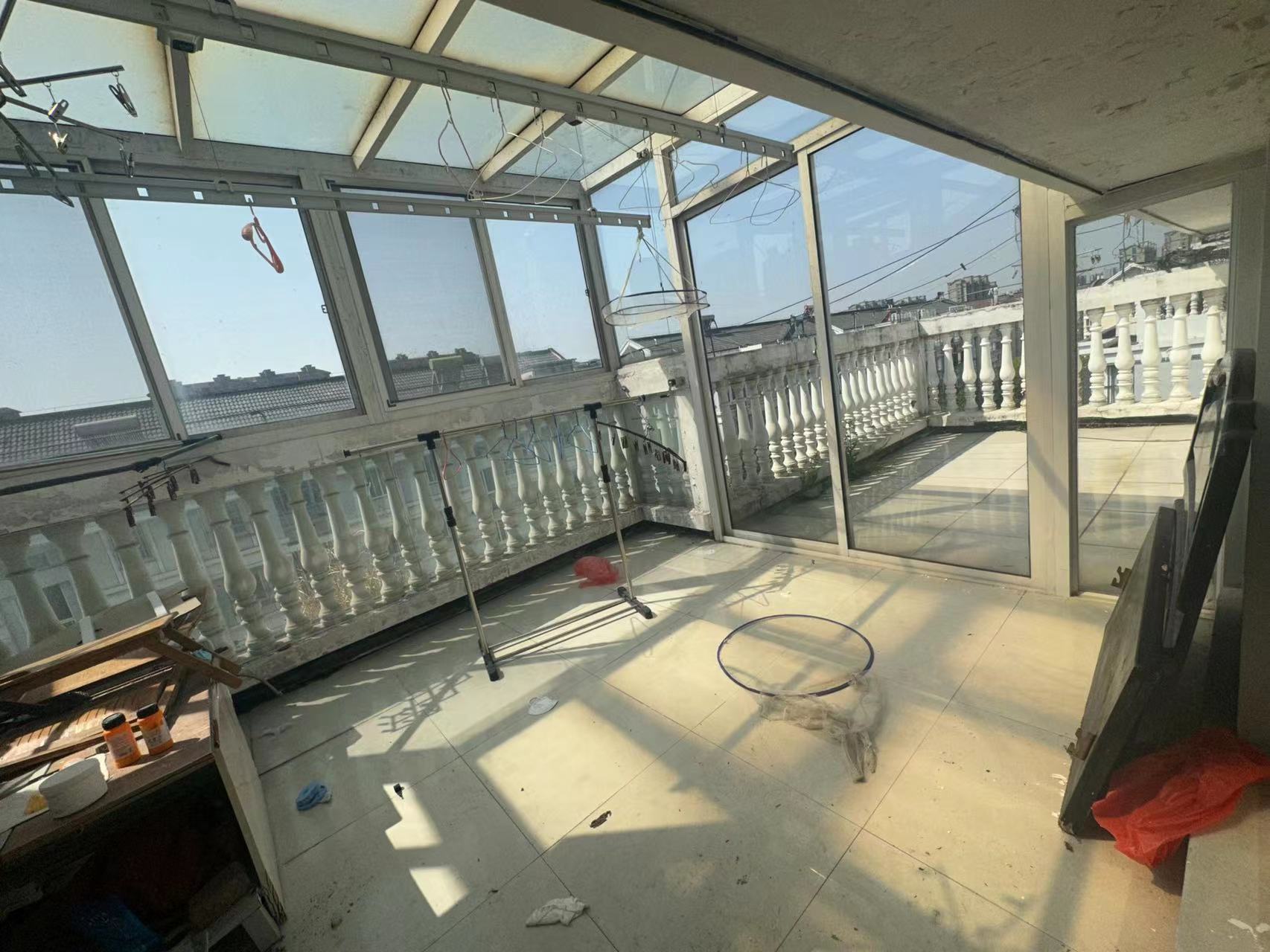 春晖花园 4室2厅3卫 149.9m&sup2;