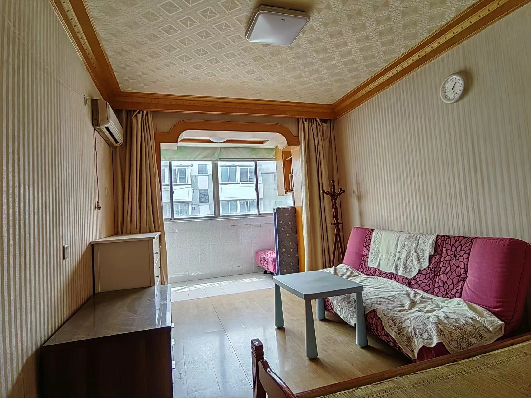 郭里园 1室1厅1卫 67.5m&sup2;