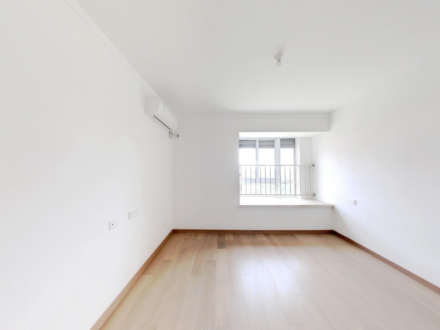 雨润星雨华府南区 3室2厅2卫 230.99m&sup2;