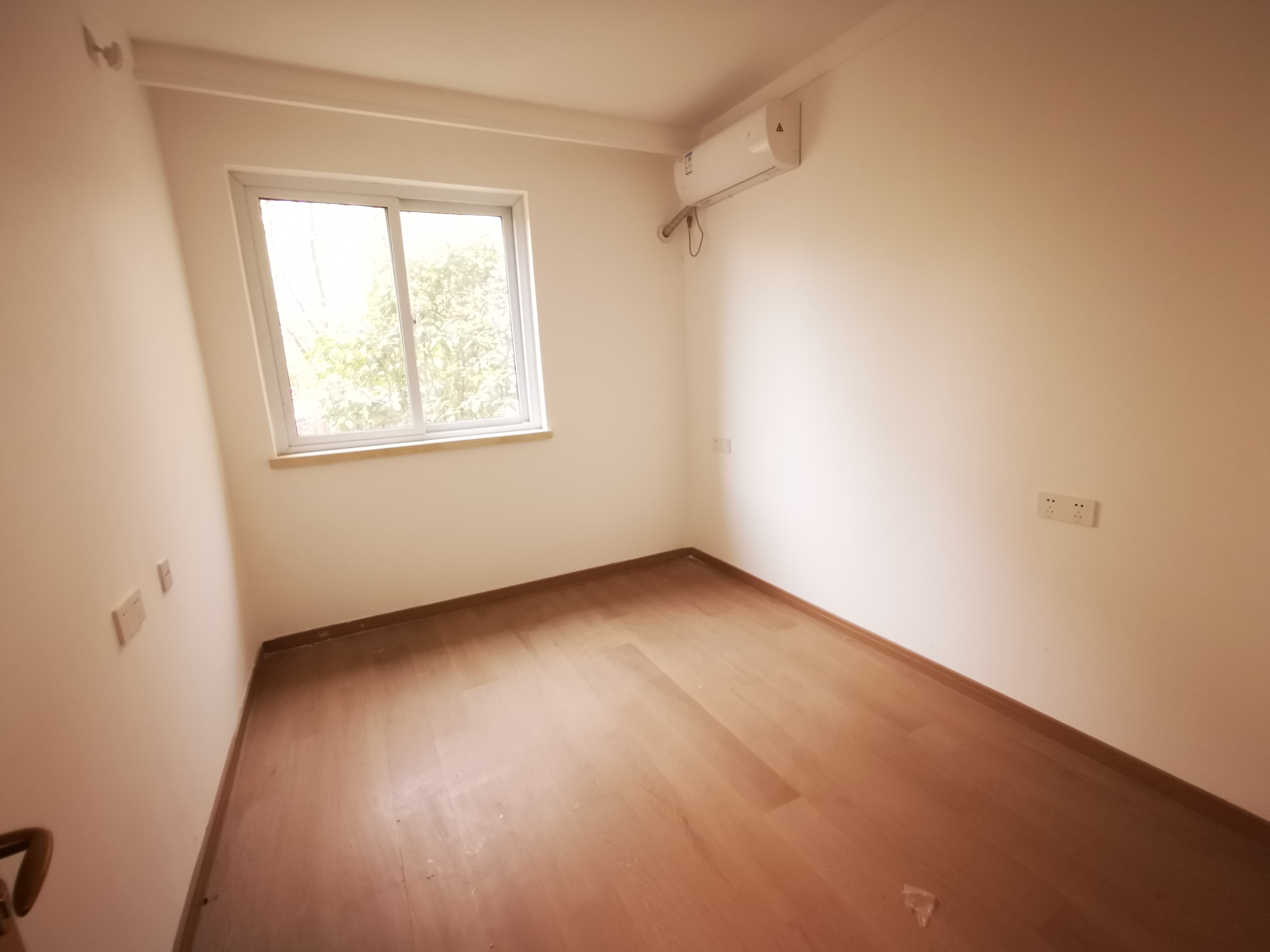 雨润星雨华府南区 3室2厅2卫 230.99m&sup2;