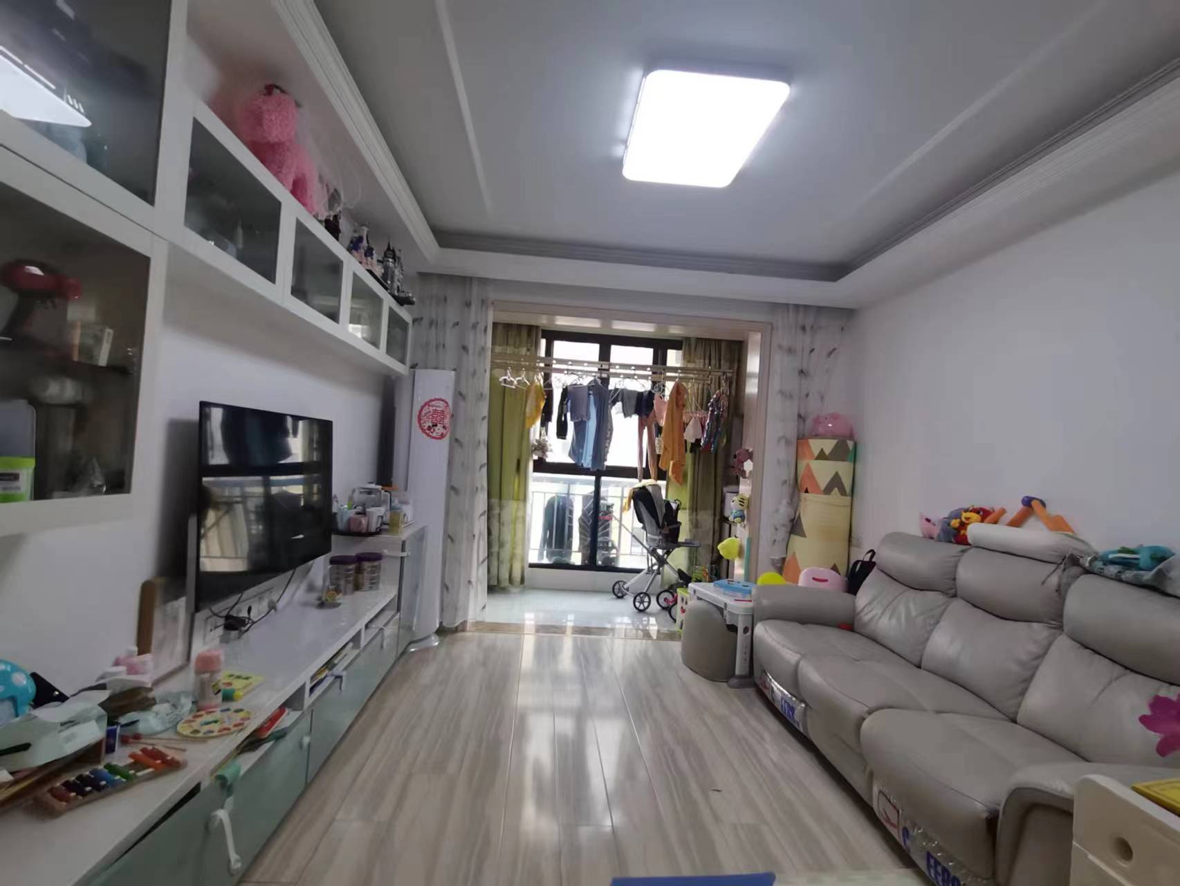 德诚&middot;翰景园 2室1厅1卫 84m&sup2;