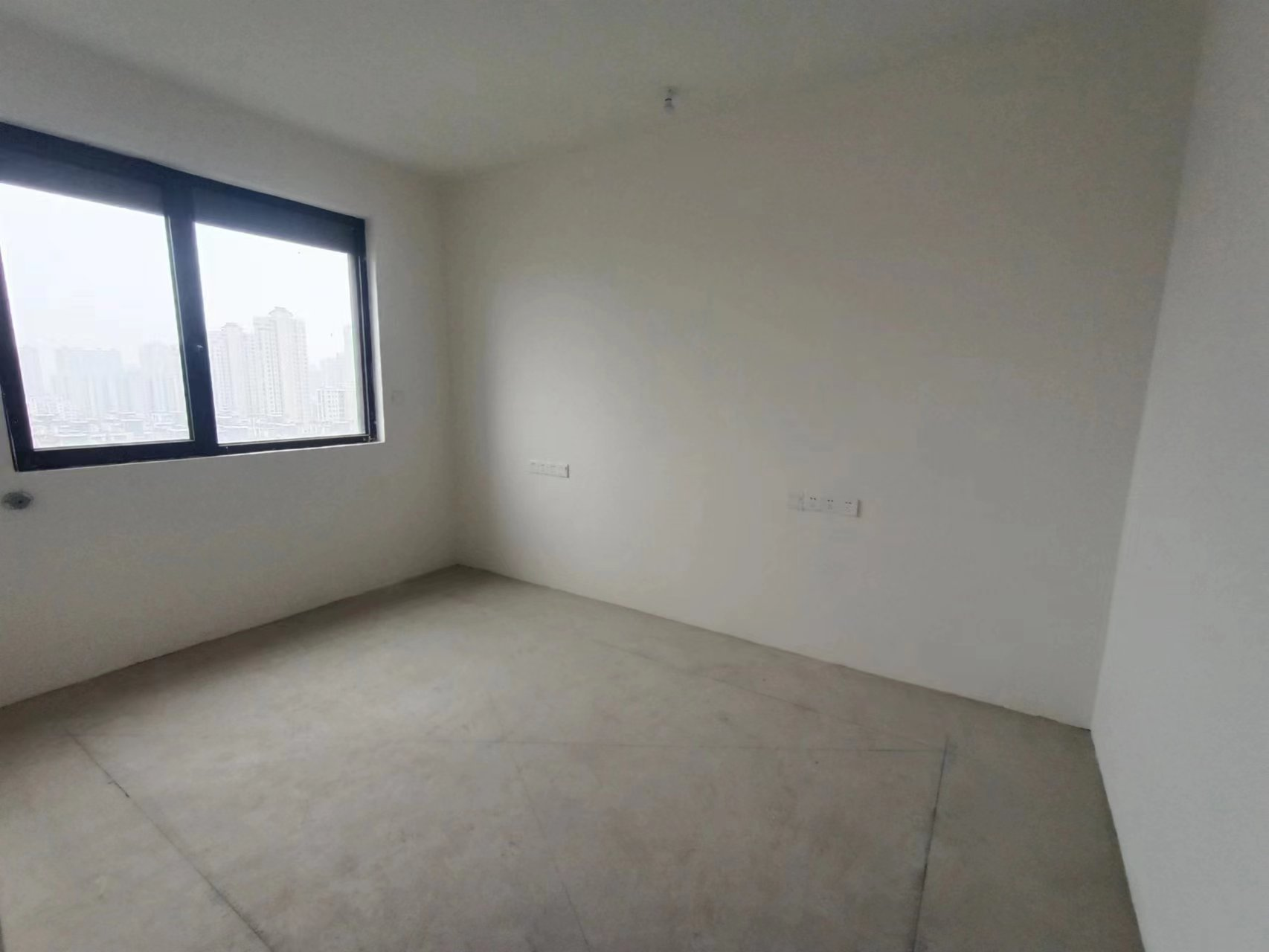 苏建阳光新城 4室2厅2卫 163m&sup2;