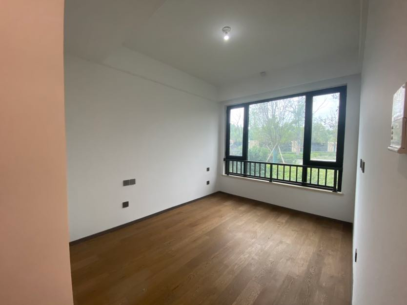 春风南岸东园 3室2厅2卫 121.9m&sup2;