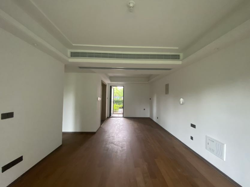 春风南岸东园 3室2厅2卫 121.9m&sup2;
