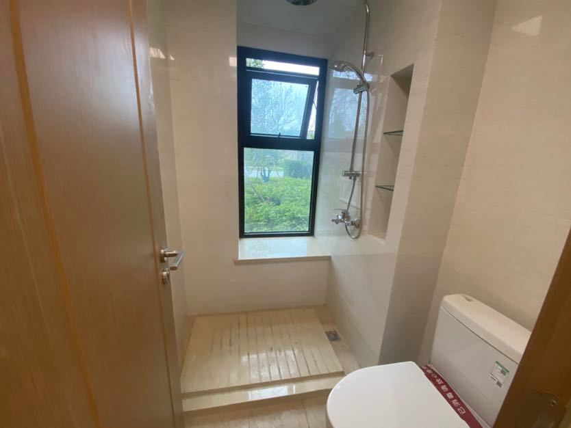 春风南岸东园 3室2厅2卫 121.9m&sup2;