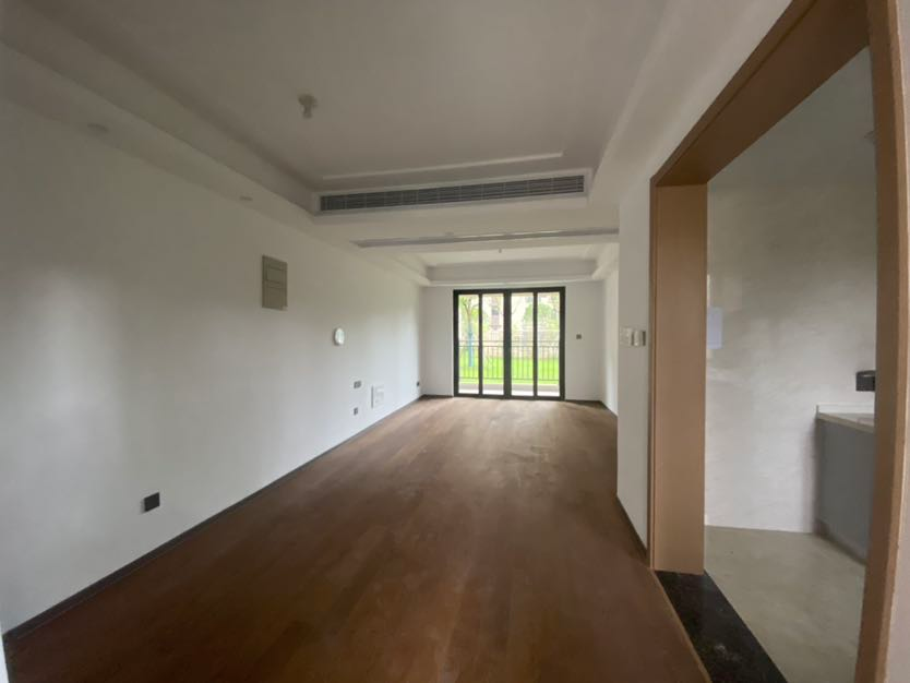 春风南岸东园 3室2厅2卫 121.9m&sup2;