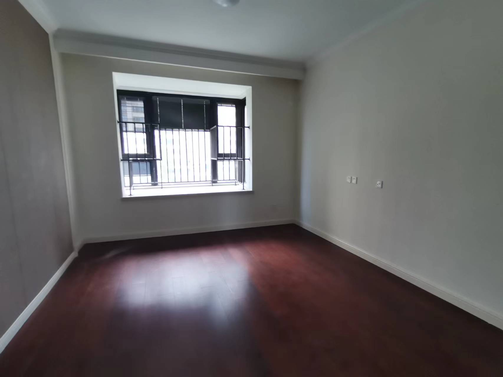 红星天铂 4室2厅2卫 128m&sup2;