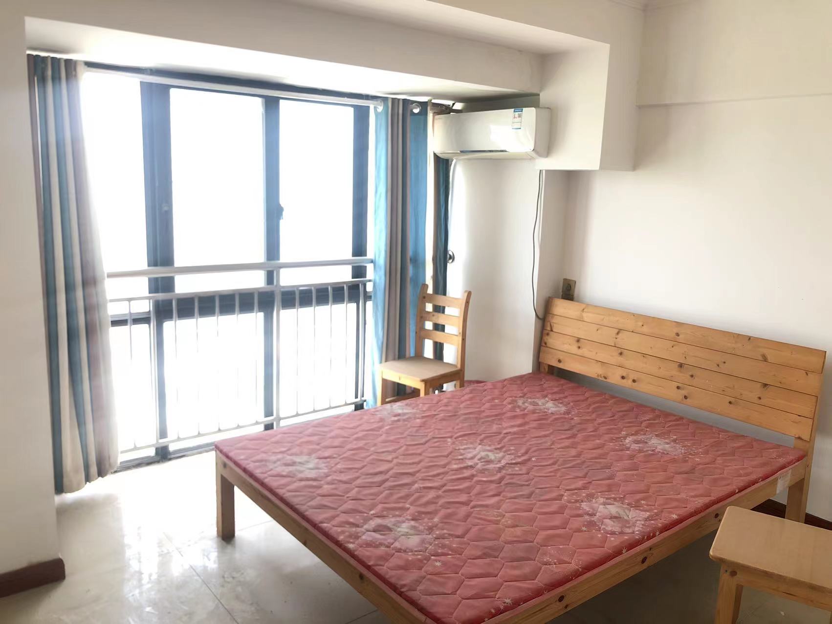 飞马国际 3室1厅1卫 70m²