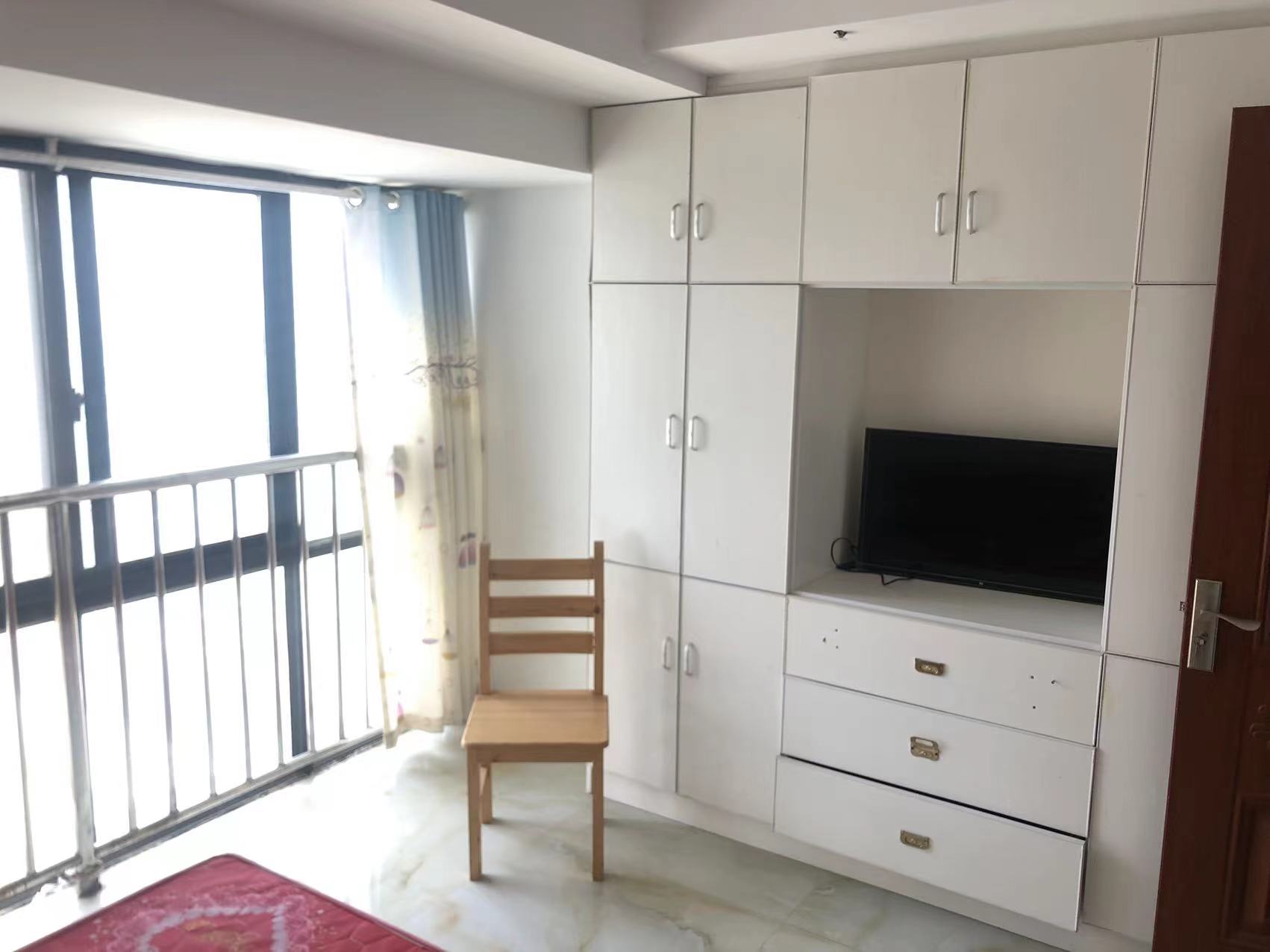 飞马国际 2室2厅1卫 69m&sup2;